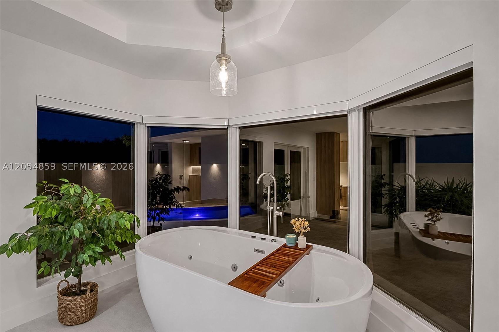 8600 SW 162nd St Palmetto Bay, FL 33157