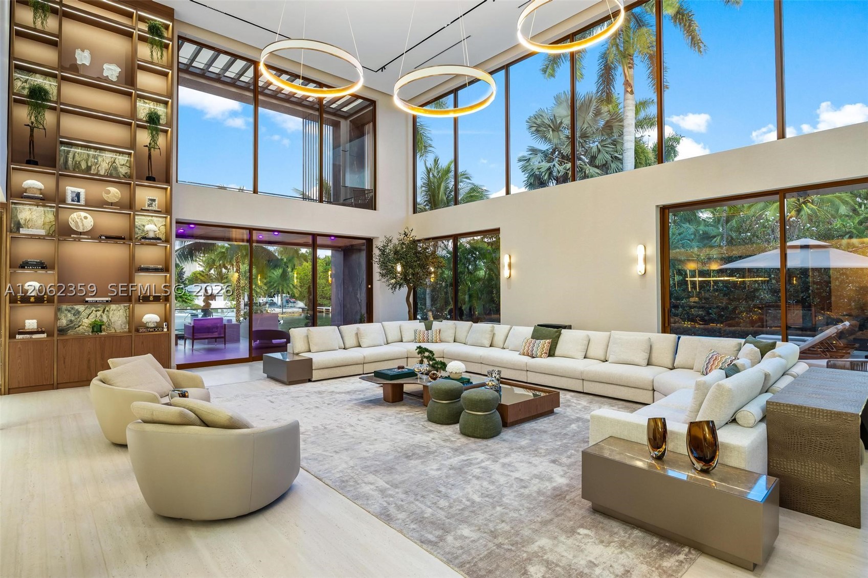 905 Belle Meade Is Dr Miami, FL 33138