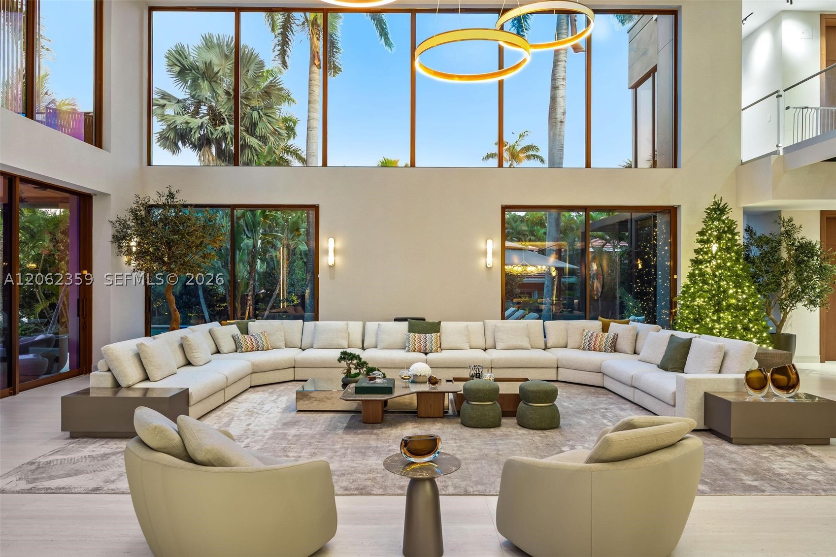 905 Belle Meade Is Dr Miami, FL 33138