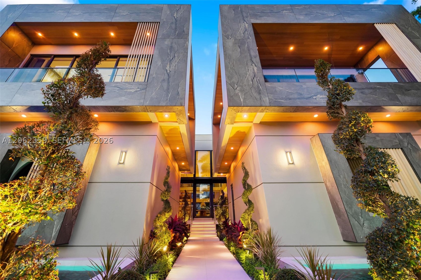 905 Belle Meade Is Dr Miami, FL 33138
