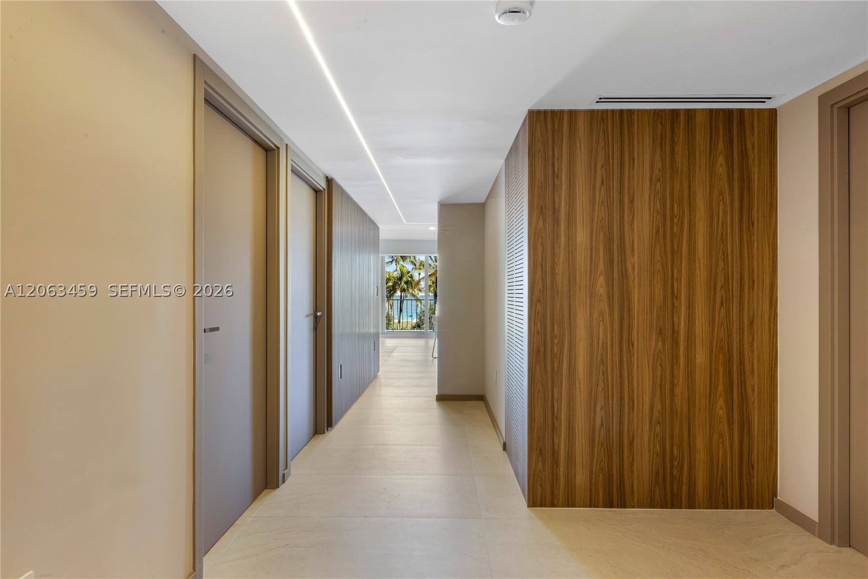 10155 Collins Ave #202 Bal Harbour, FL 33154