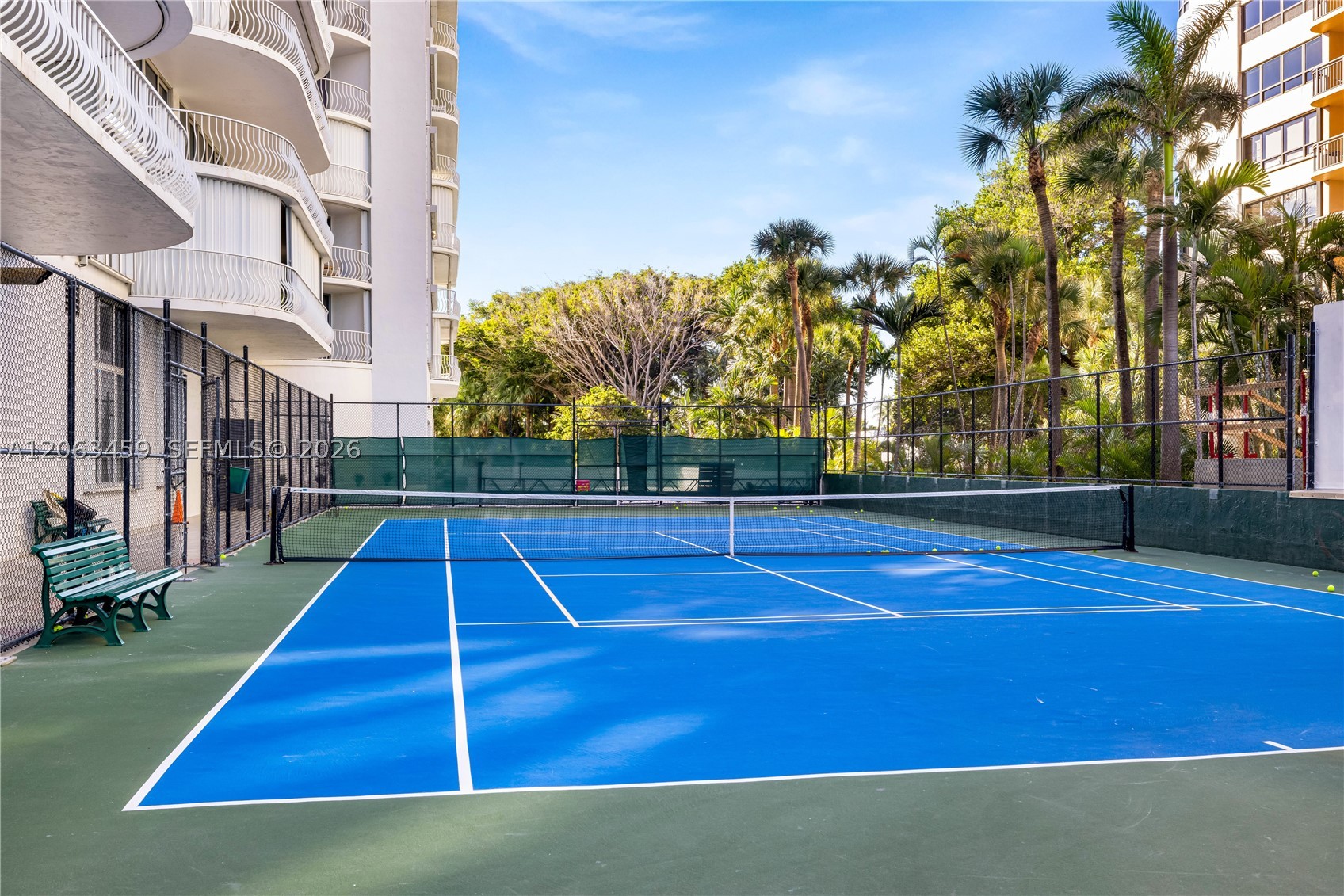 10155 Collins Ave #202 Bal Harbour, FL 33154