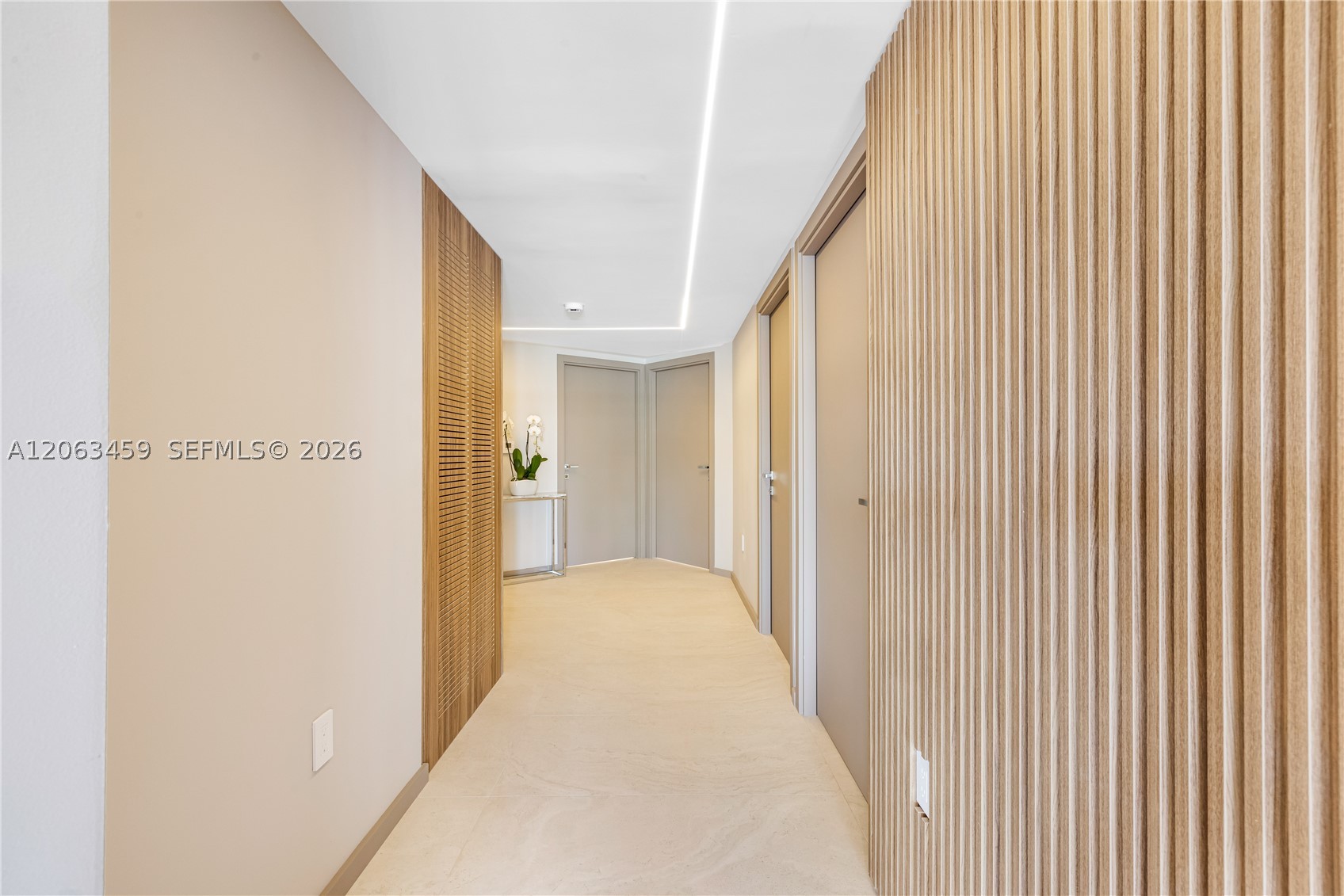 10155 Collins Ave #202 Bal Harbour, FL 33154
