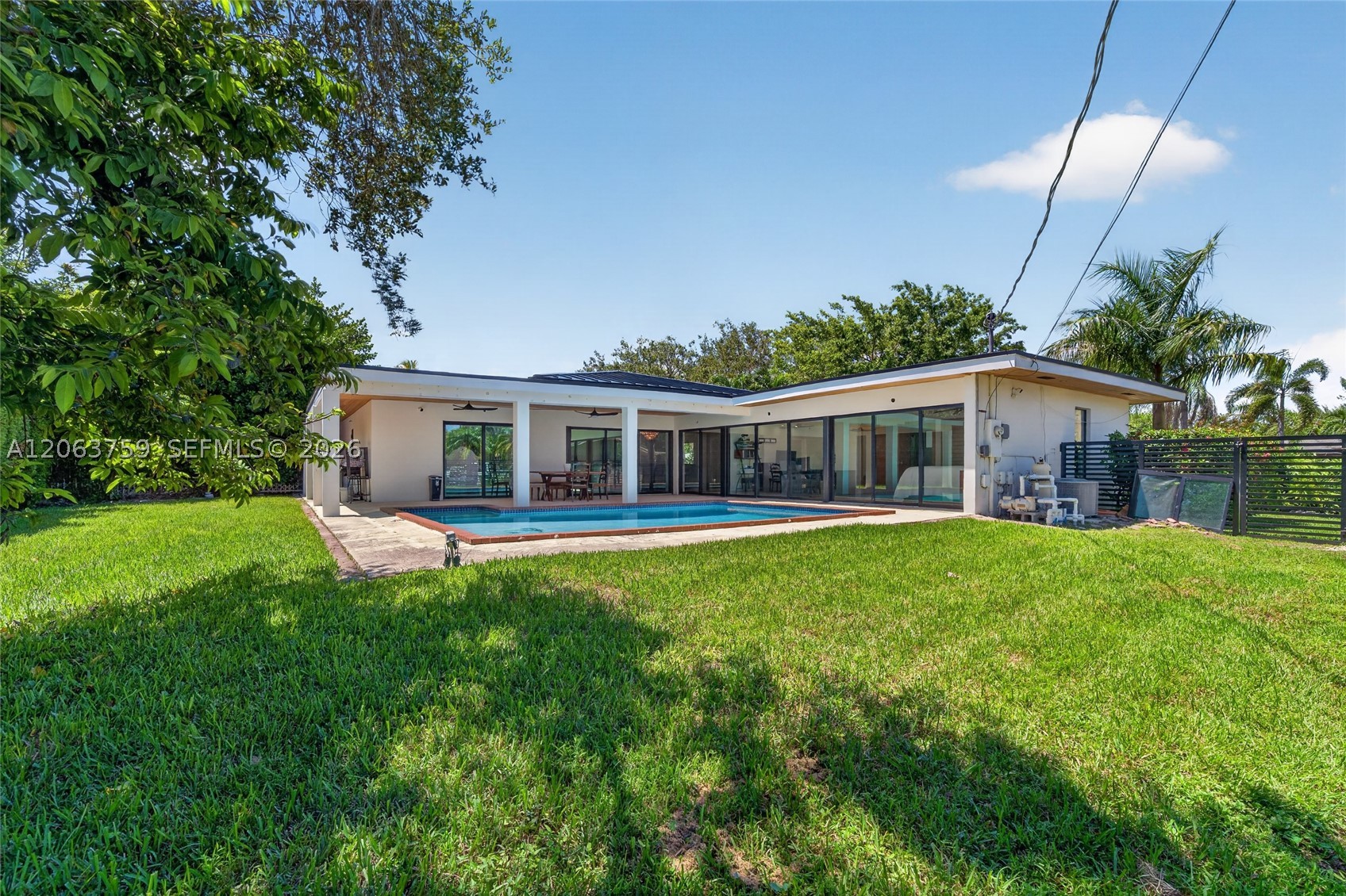 8880 SW 149th St Palmetto Bay, FL 33176