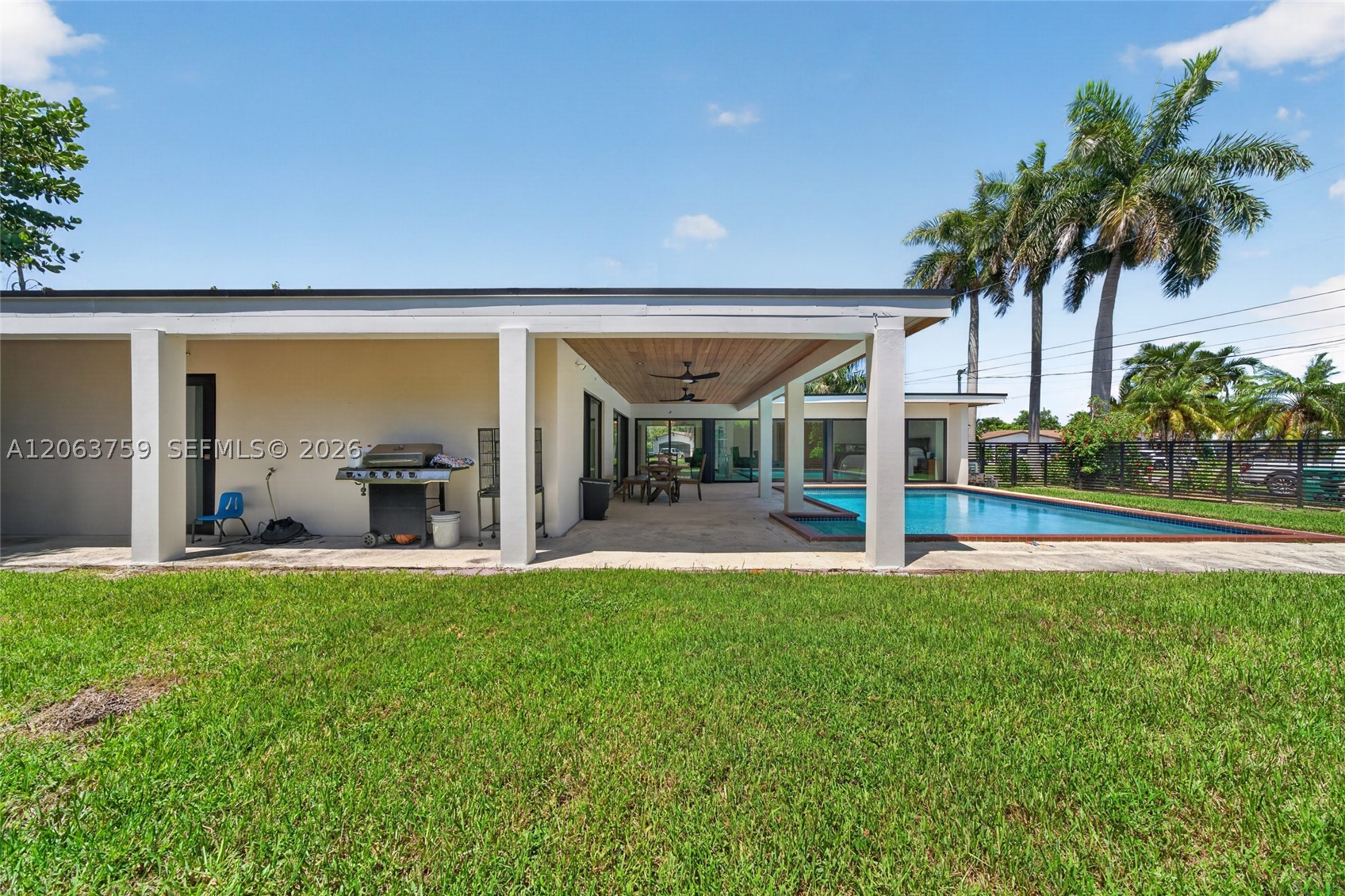 8880 SW 149th St Palmetto Bay, FL 33176