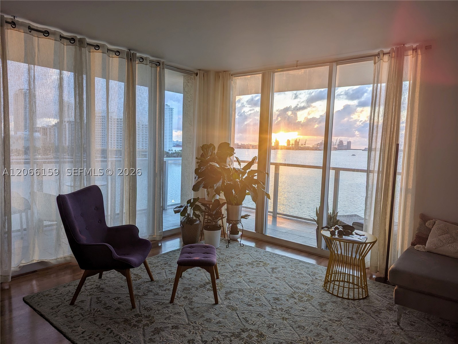 image The Mark on Brickell10