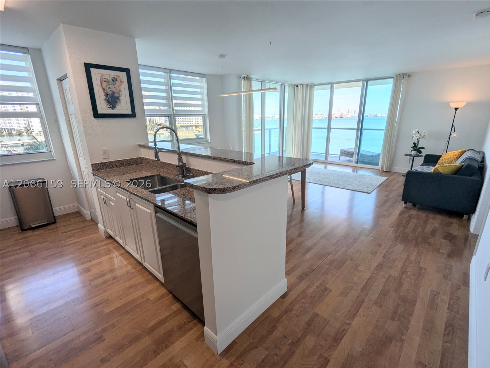image The Mark on Brickell13