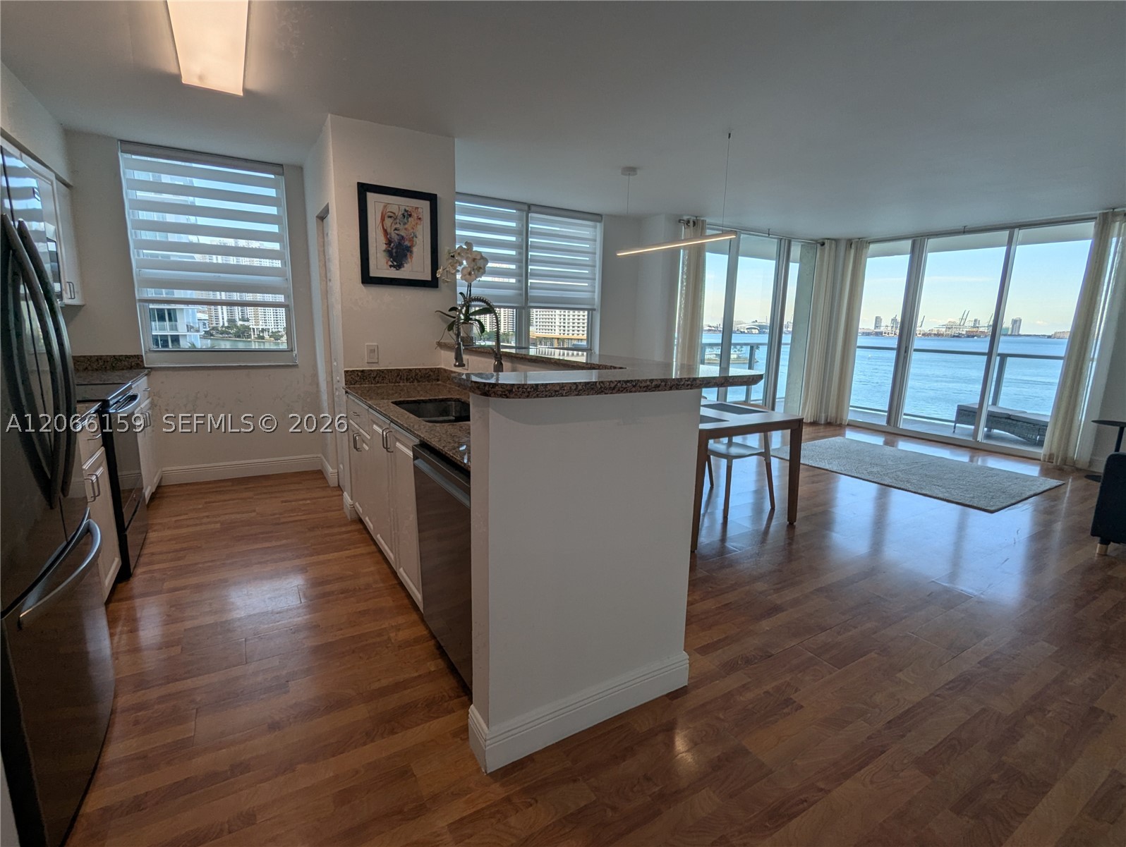 image The Mark on Brickell17