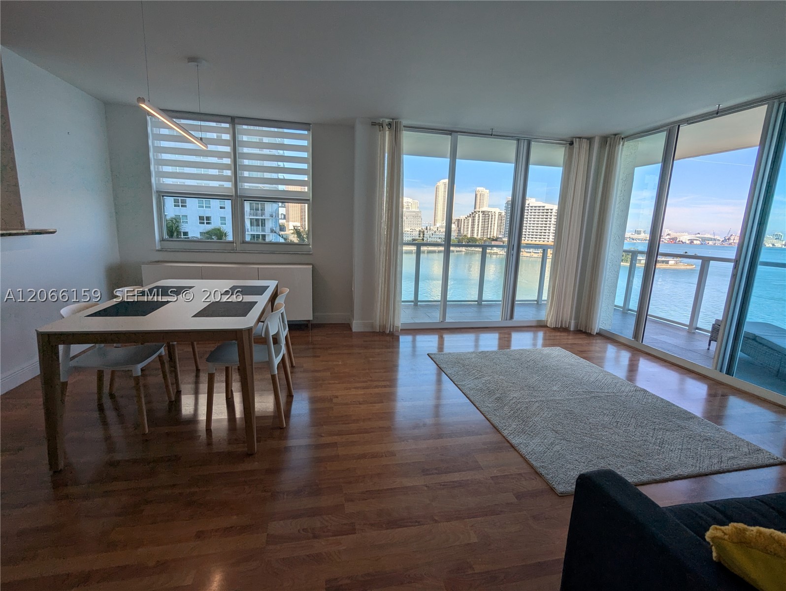 image The Mark on Brickell18