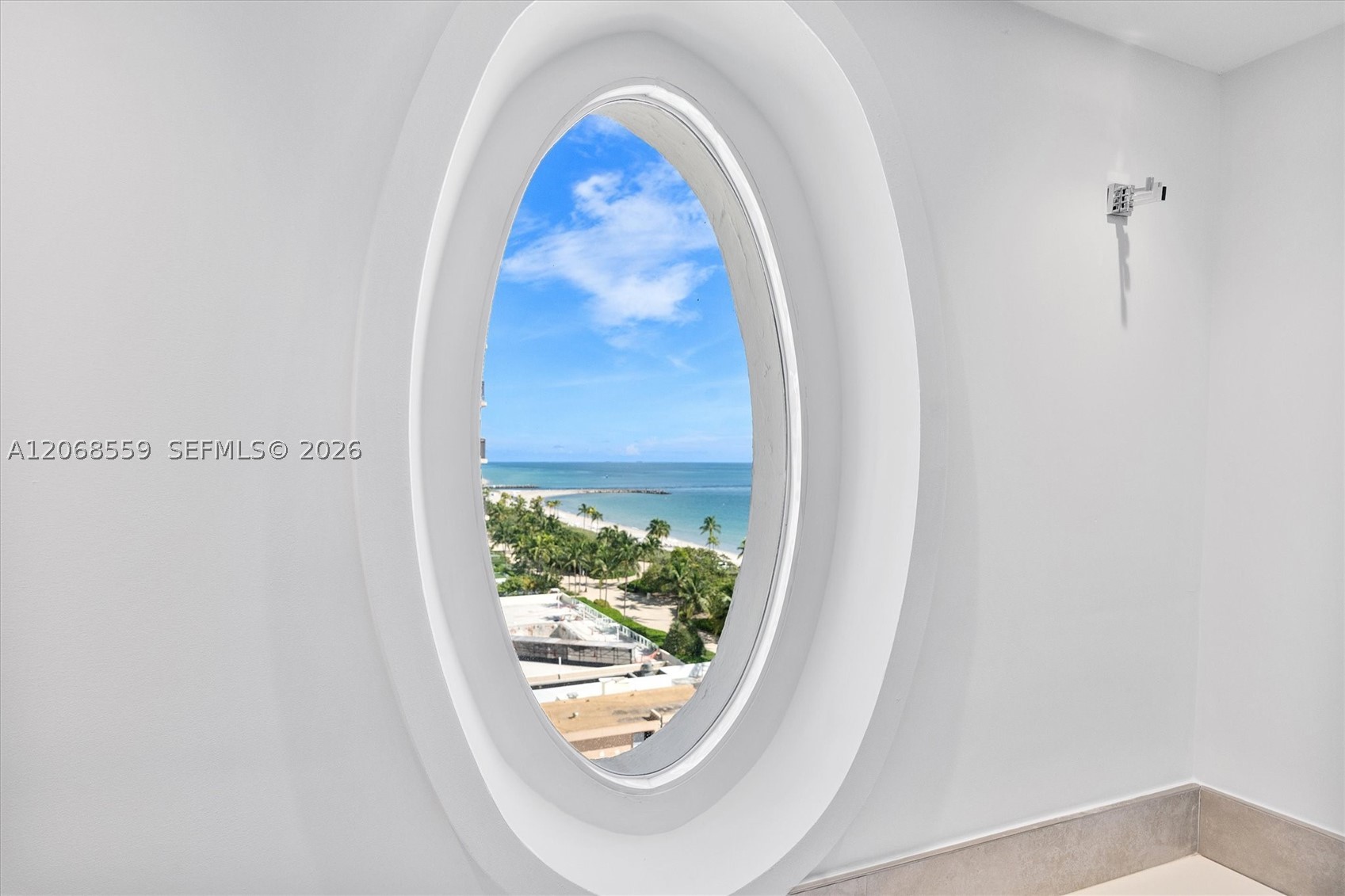 image Bal Harbour 10122