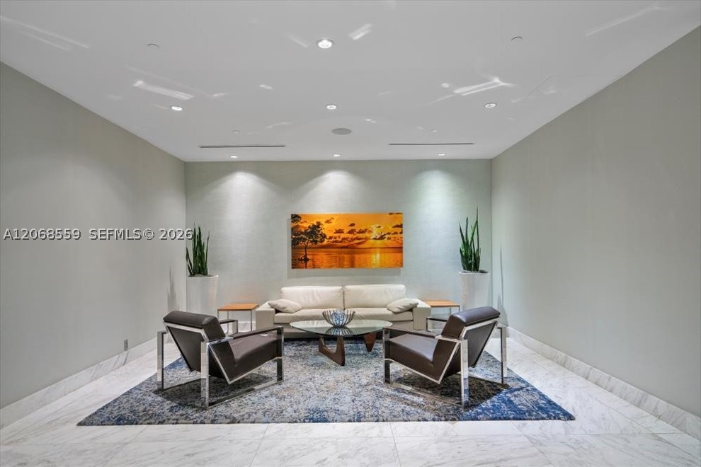 10155 Collins Ave #902 Bal Harbour, FL 33154