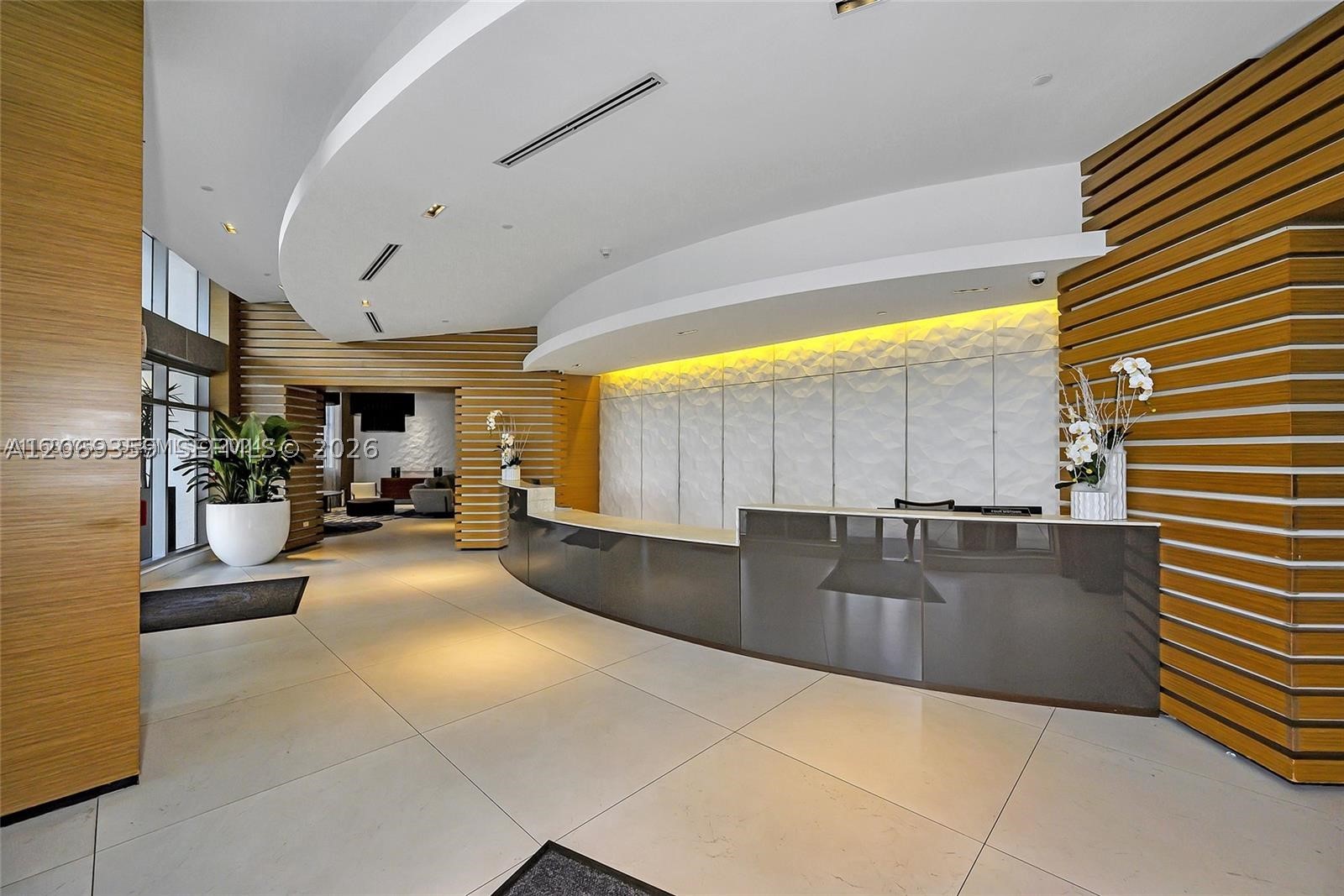 image 4 Midtown9