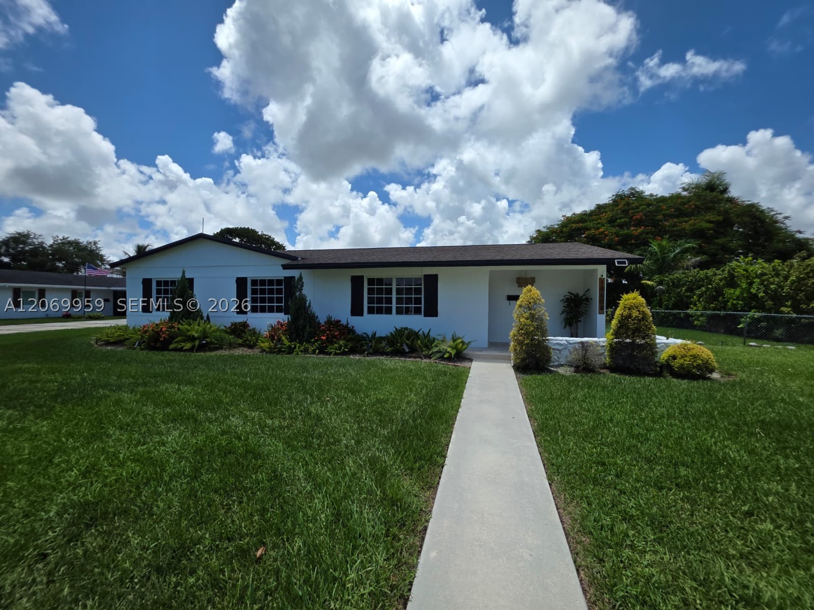 18608 SW 93rd Pl