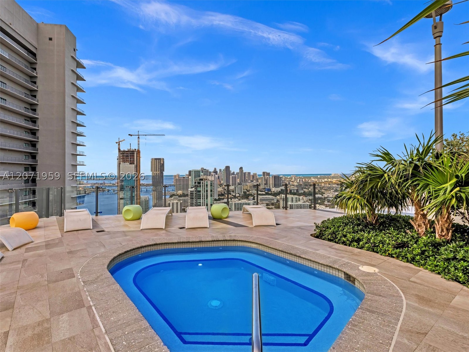 image Paraiso Bayviews50