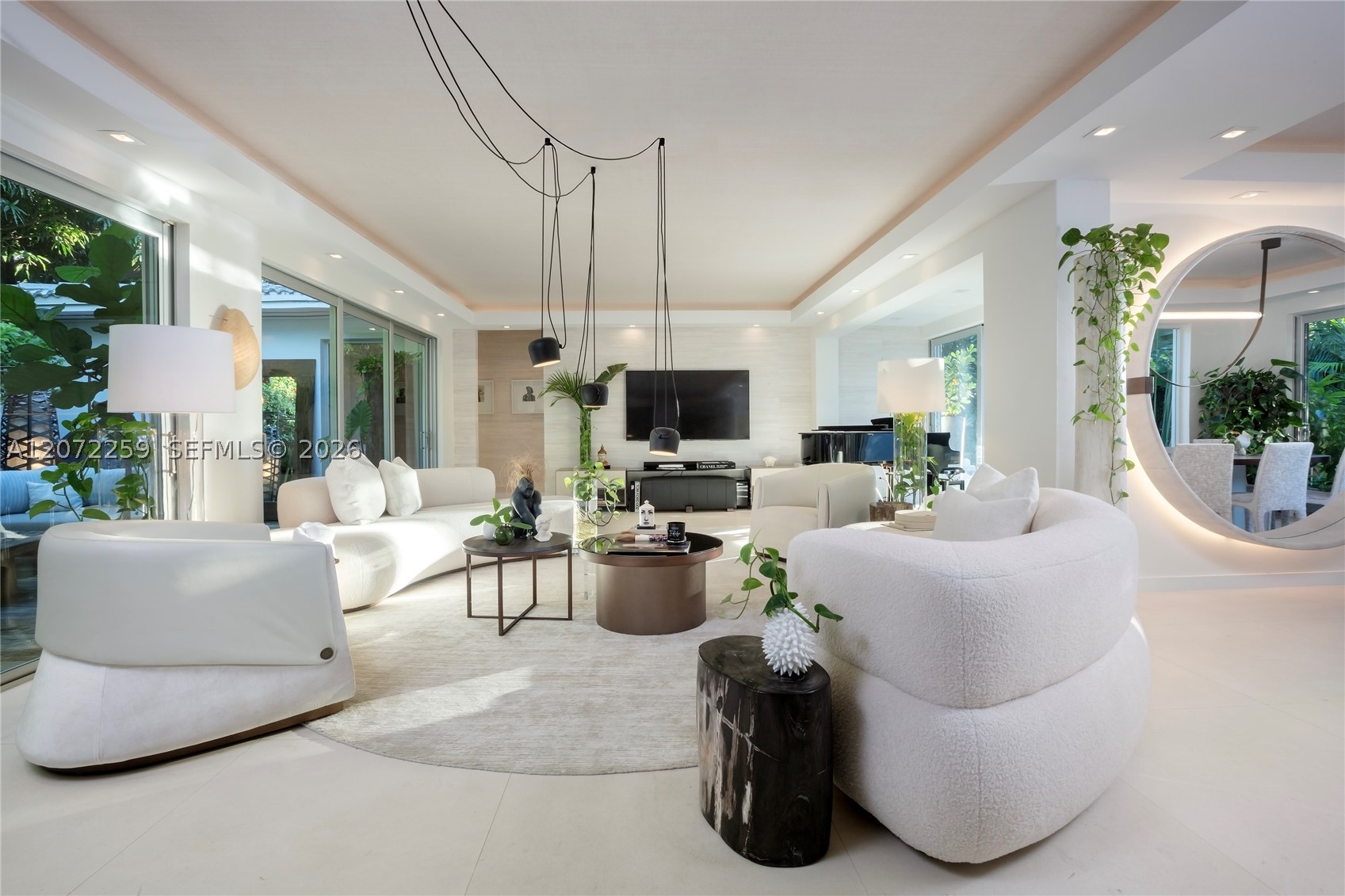 2840 Flamingo Dr Miami Beach, FL 33140