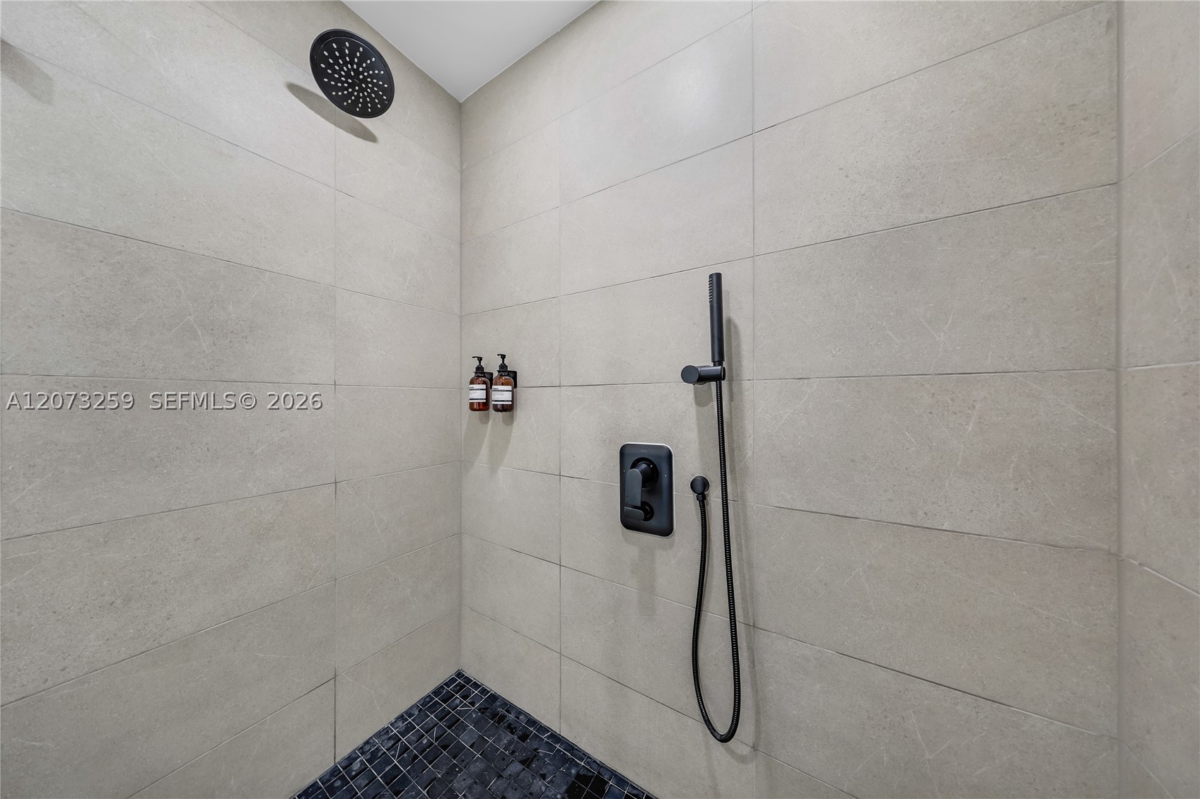 225 N Miami Ave #2005 Miami, FL 33128