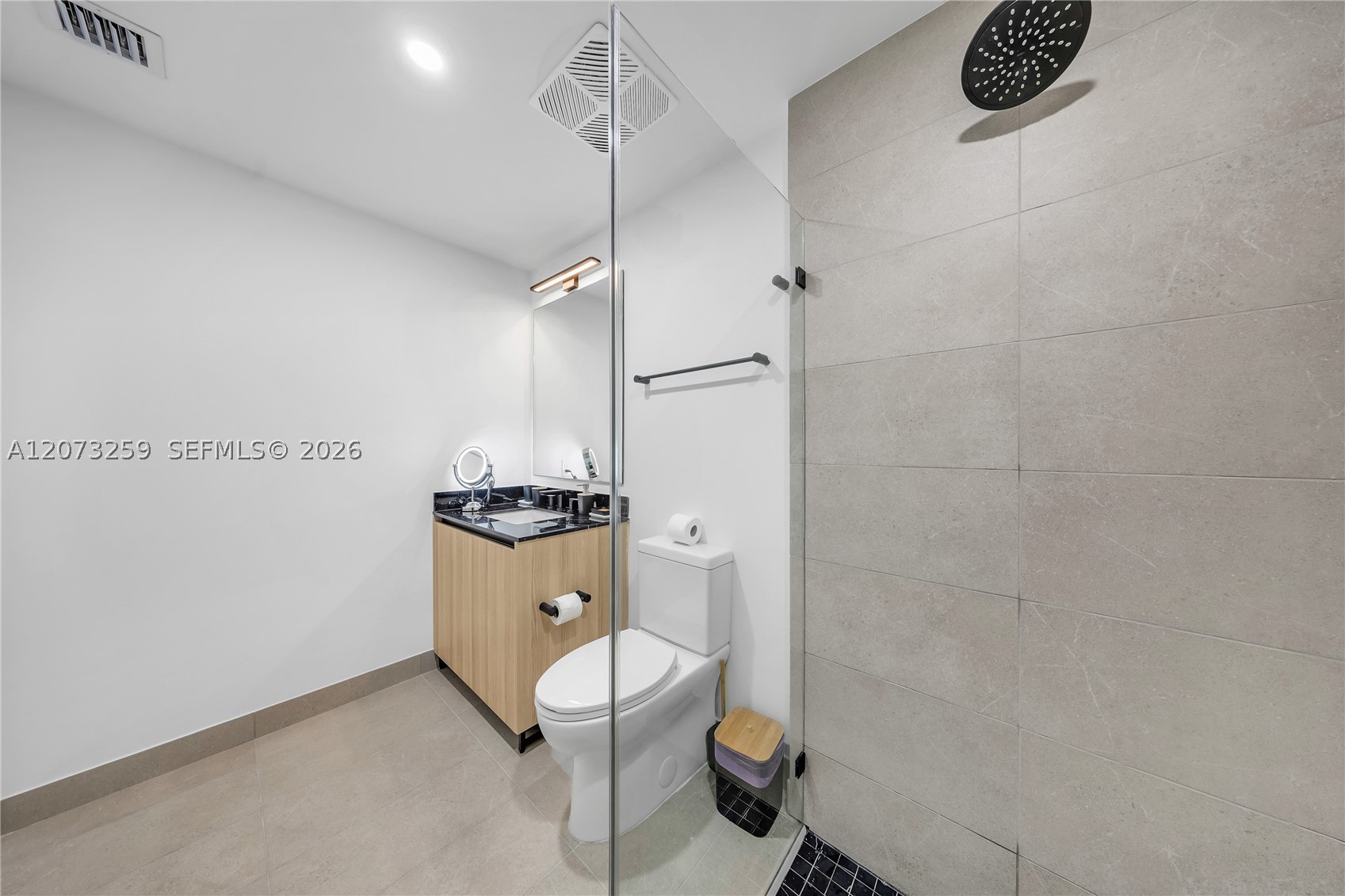 225 N Miami Ave #2005 Miami, FL 33128