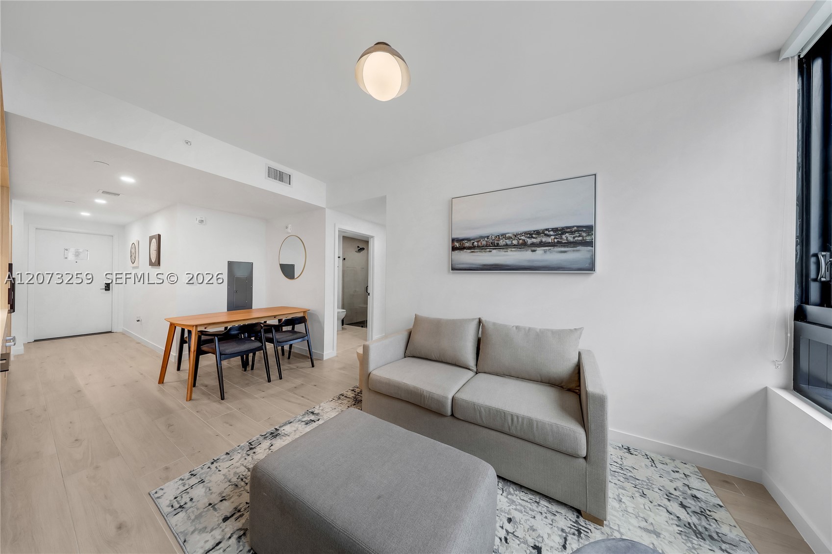 225 N Miami Ave #2005 Miami, FL 33128