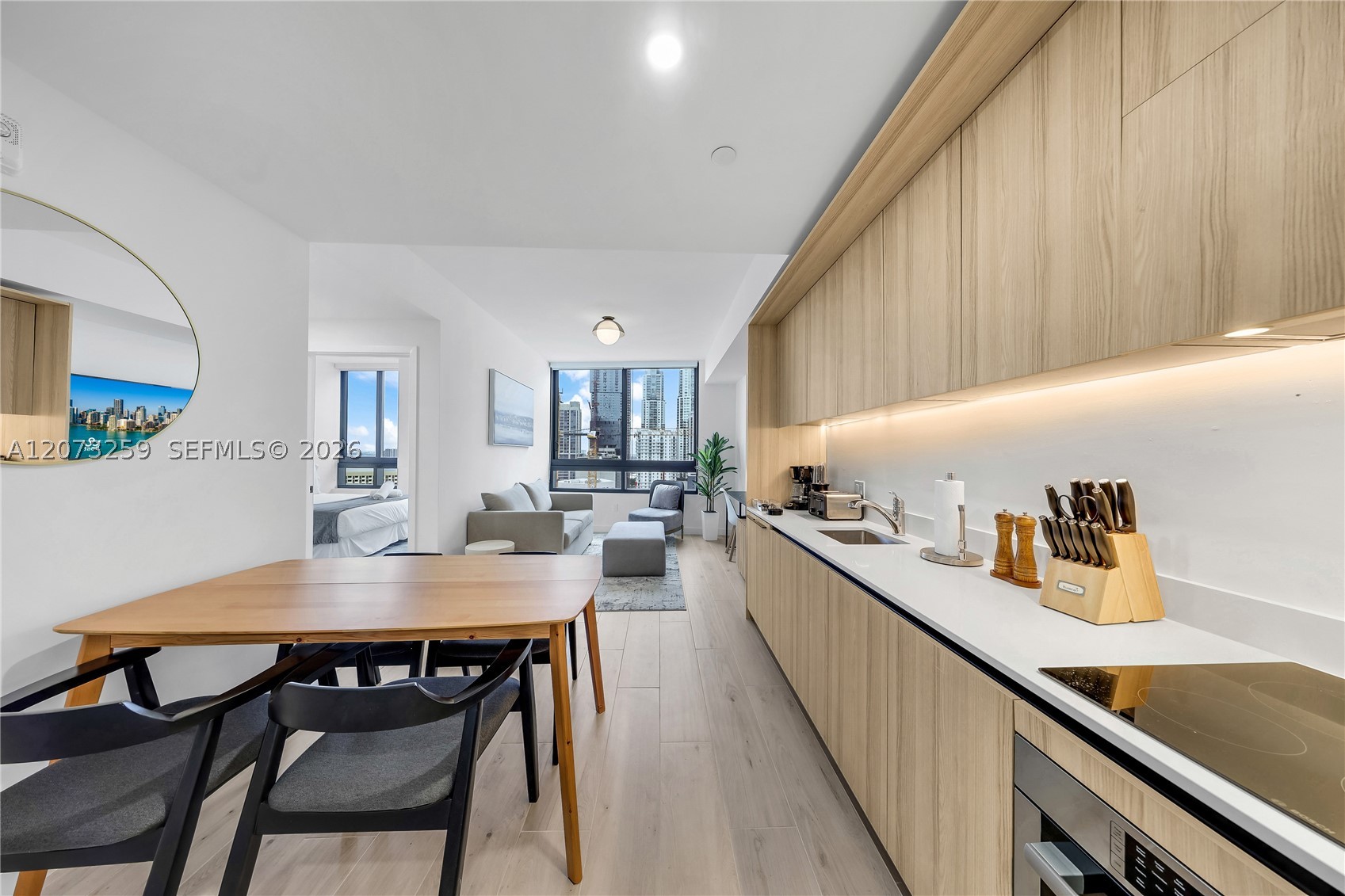 225 N Miami Ave #2005 Miami, FL 33128