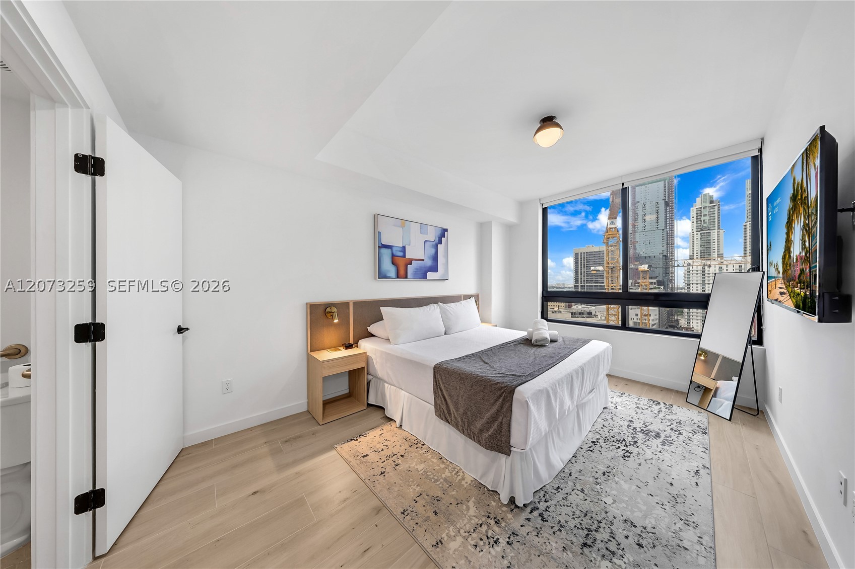 225 N Miami Ave #2005 Miami, FL 33128