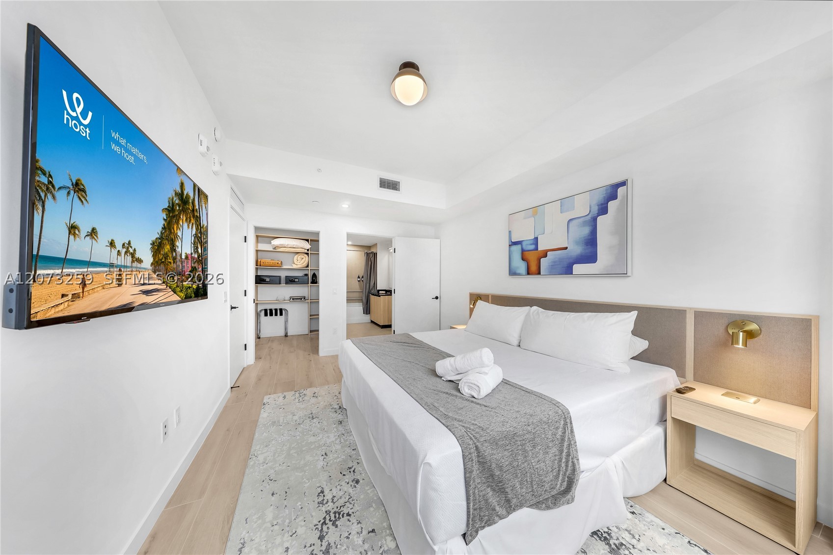 225 N Miami Ave #2005 Miami, FL 33128