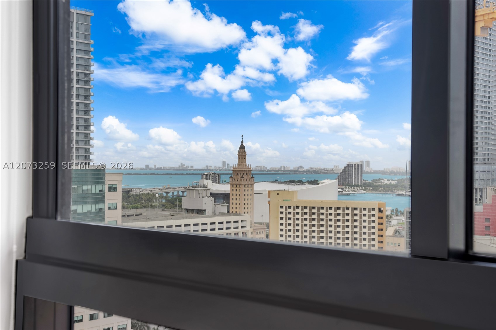 225 N Miami Ave #2005 Miami, FL 33128