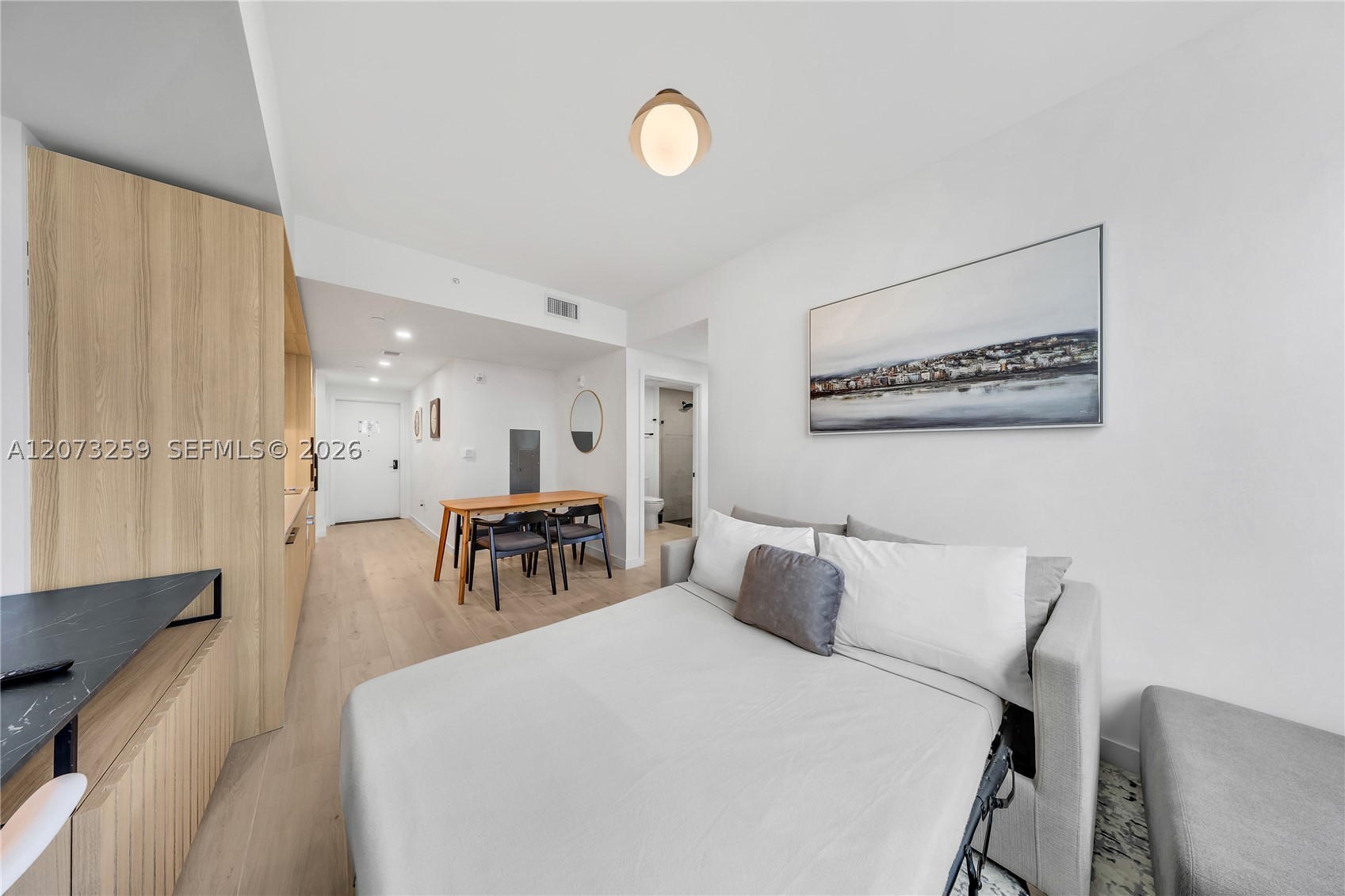 225 N Miami Ave #2005 Miami, FL 33128