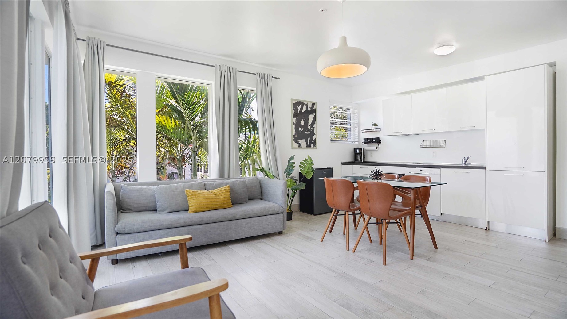 1321 15th Miami Beach, FL 33139