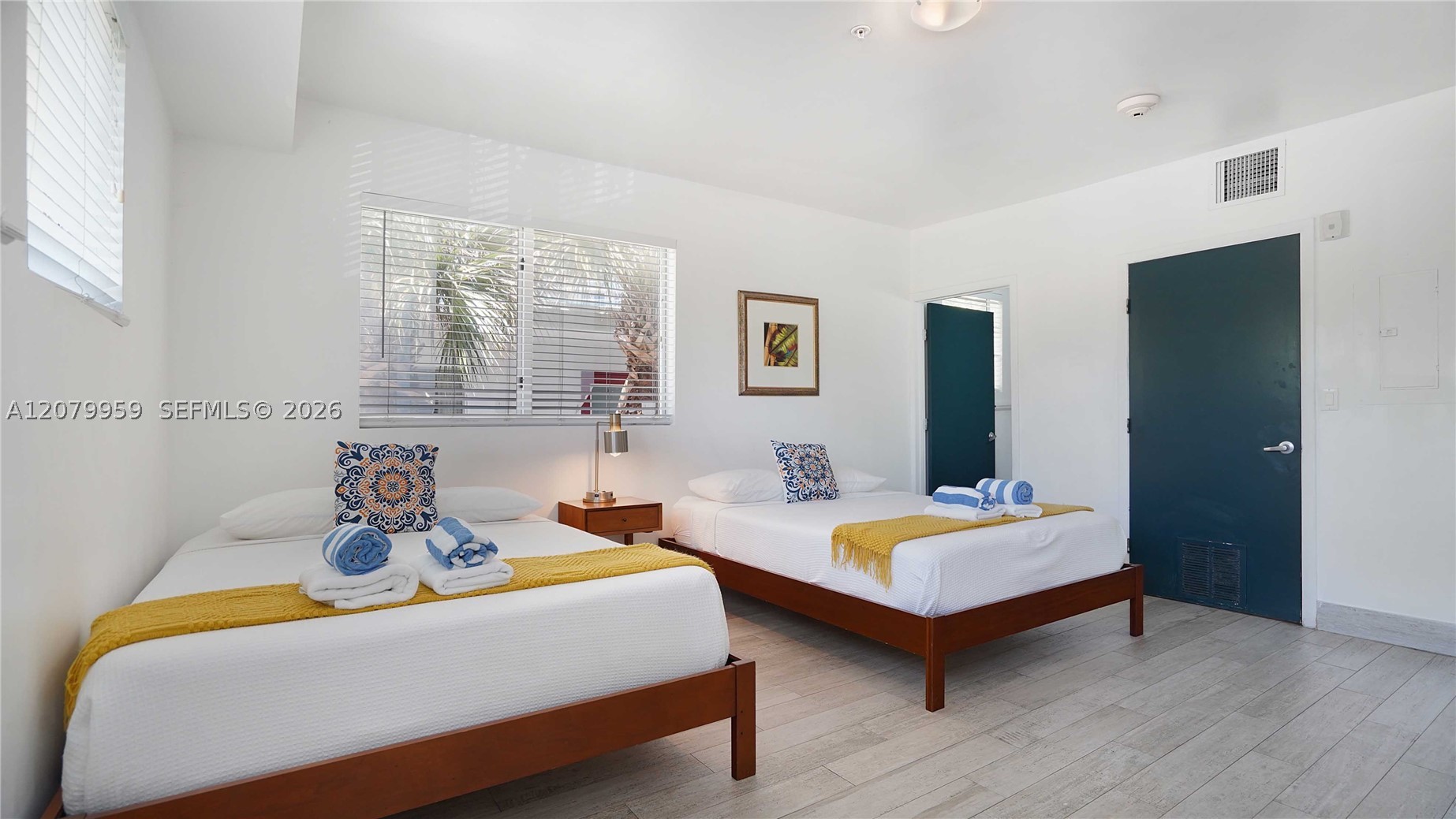 1321 15th Miami Beach, FL 33139