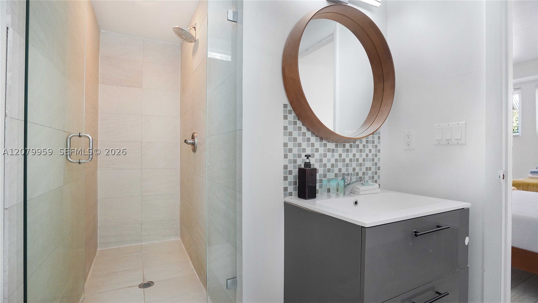 1321 15th Miami Beach, FL 33139