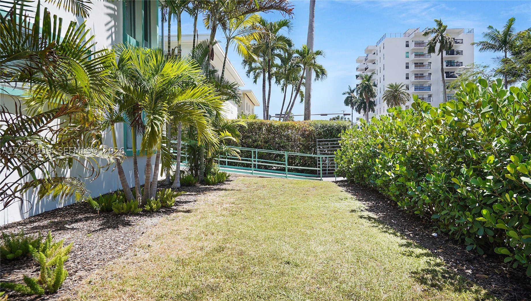 1321 15th Miami Beach, FL 33139