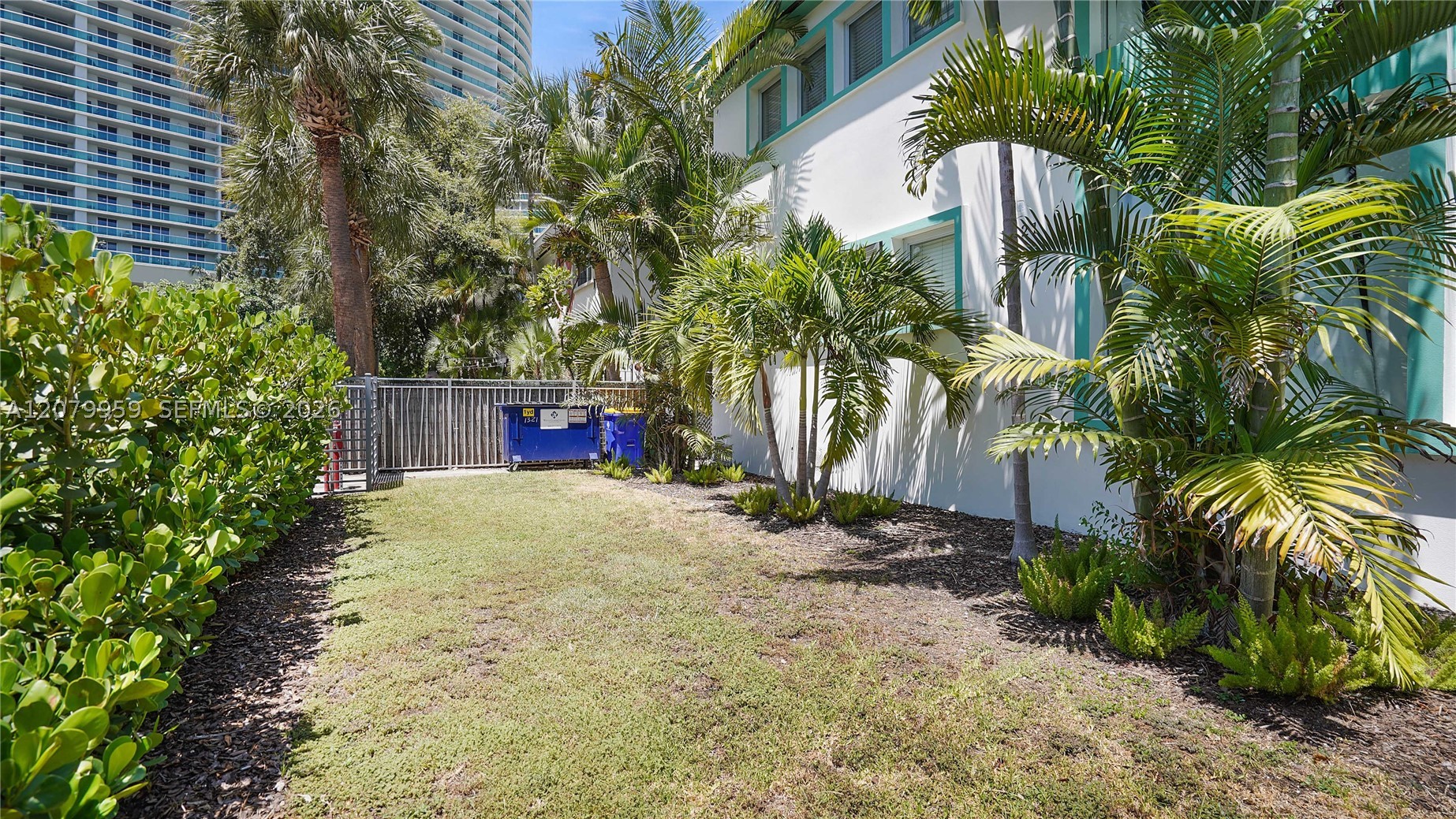 1321 15th Miami Beach, FL 33139