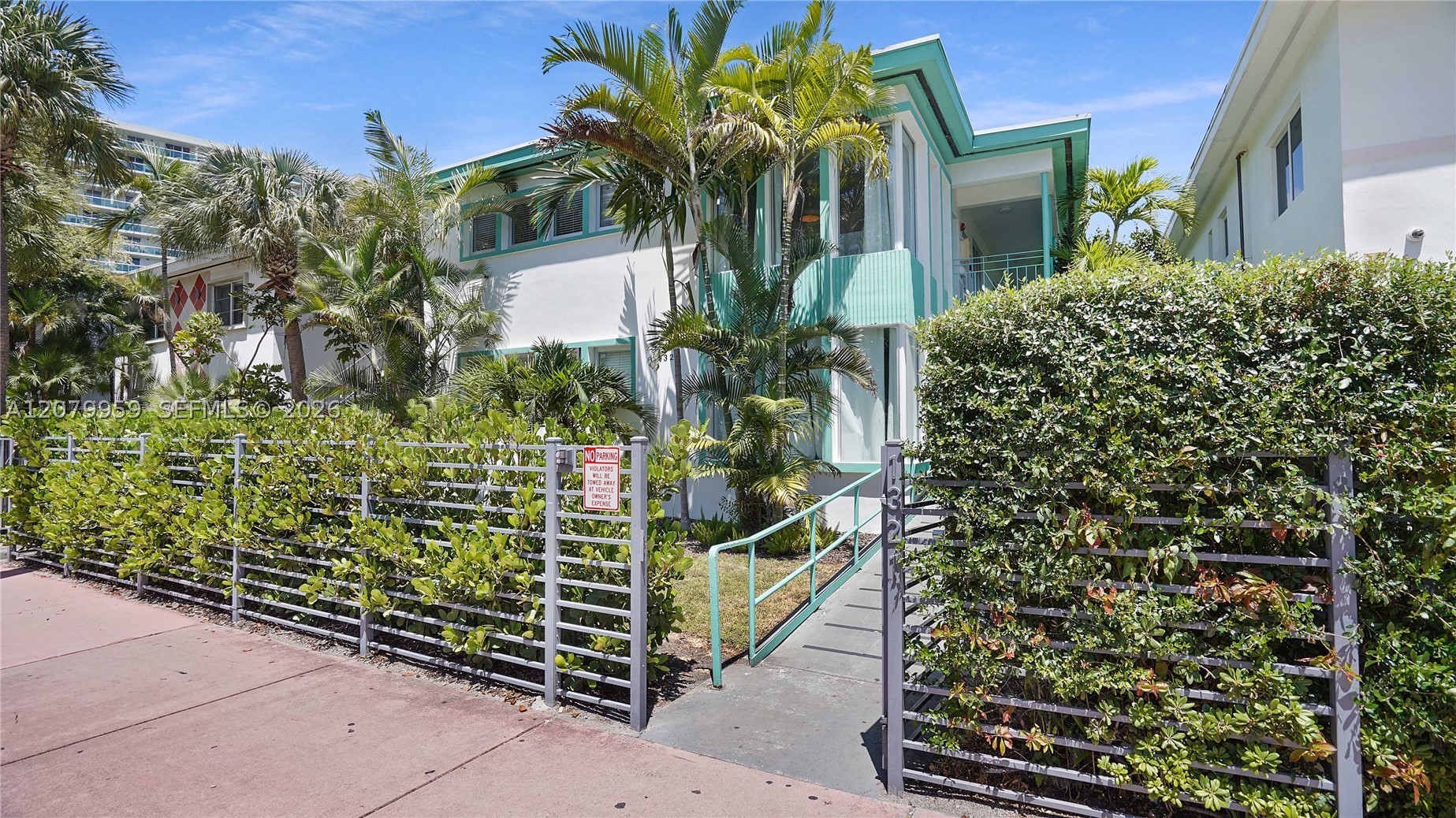 1321 15th Miami Beach, FL 33139