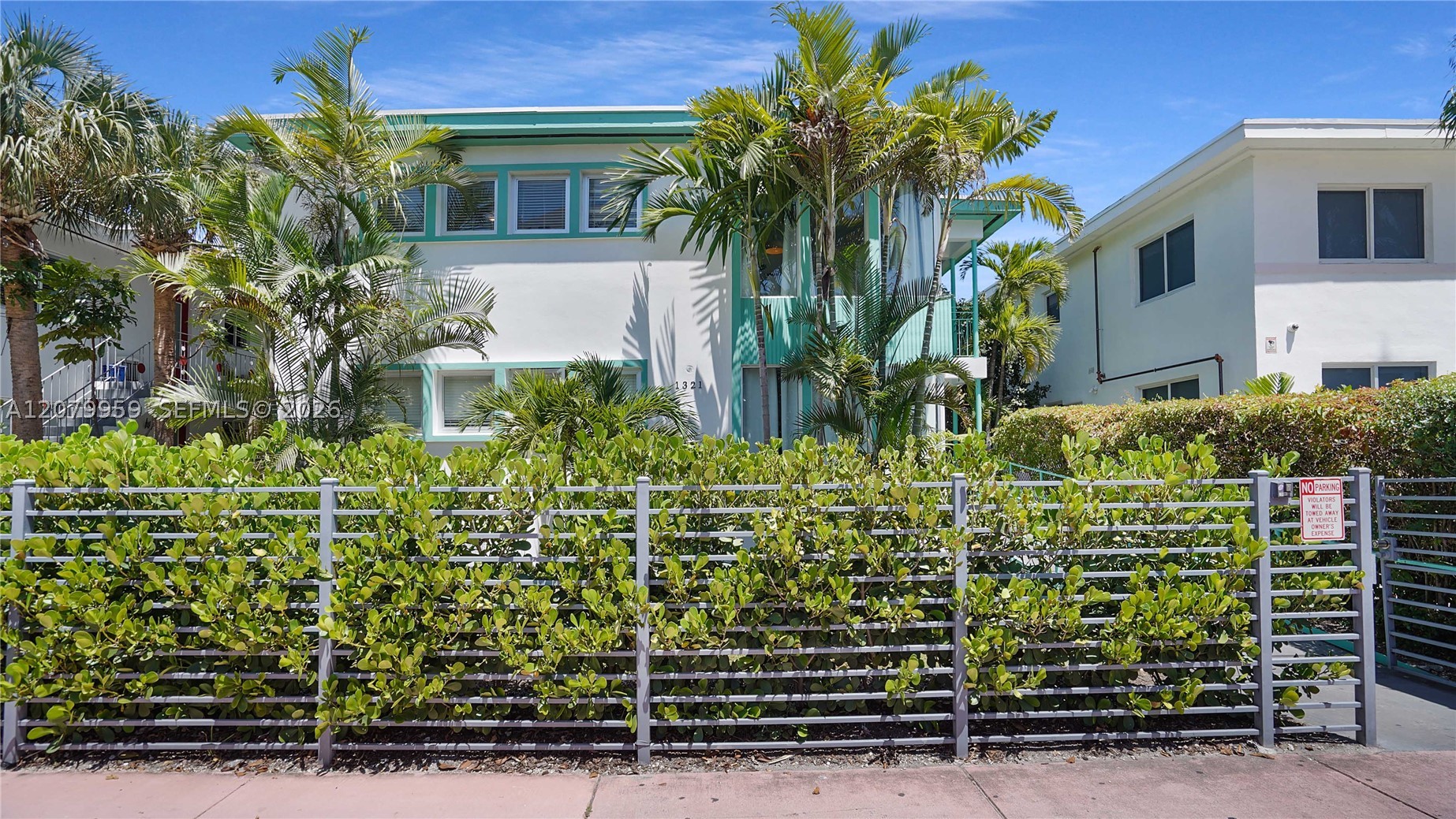 1321 15th Miami Beach, FL 33139