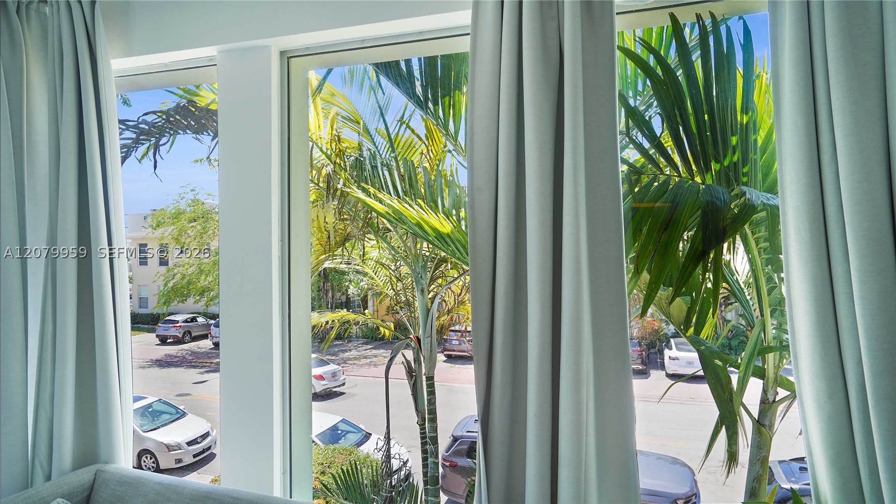 1321 15th Miami Beach, FL 33139