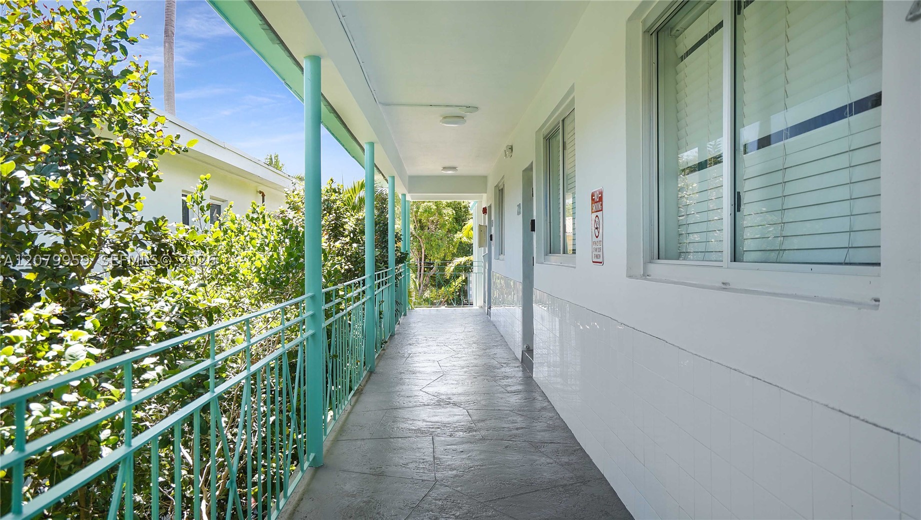 1321 15th Miami Beach, FL 33139