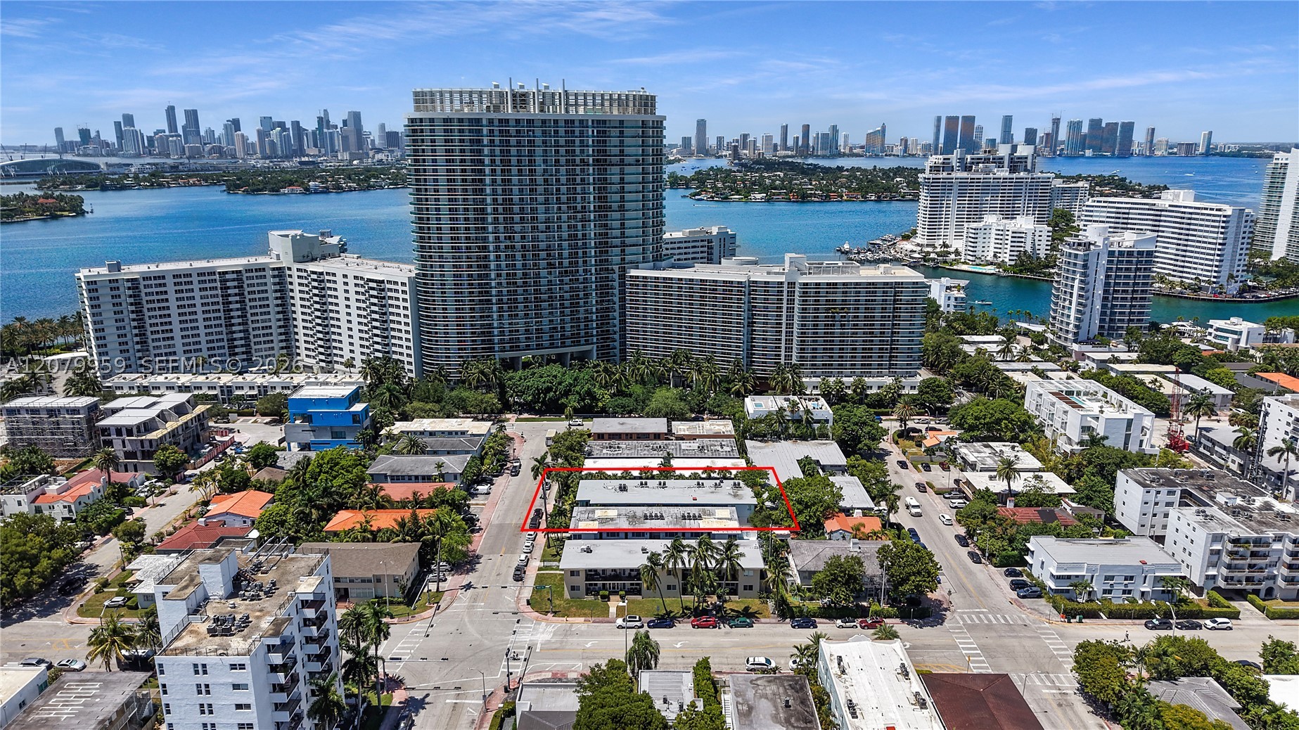 1321 15th Miami Beach, FL 33139