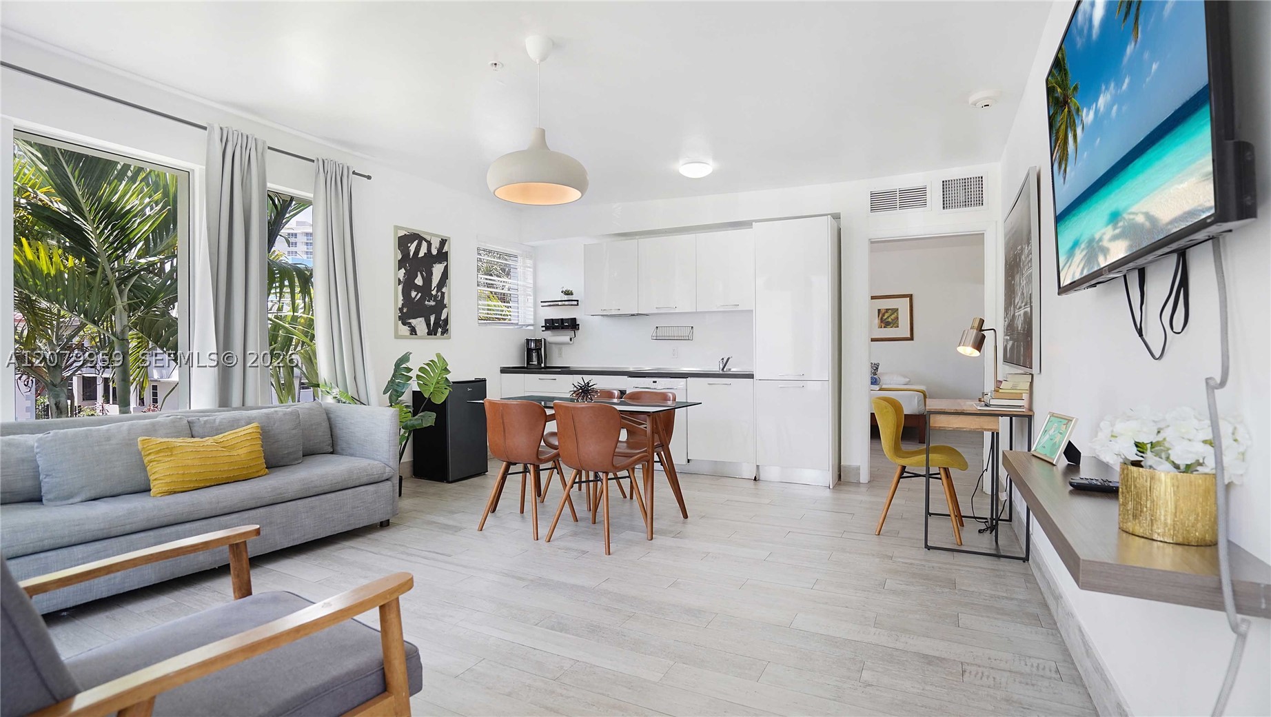 1321 15th Miami Beach, FL 33139