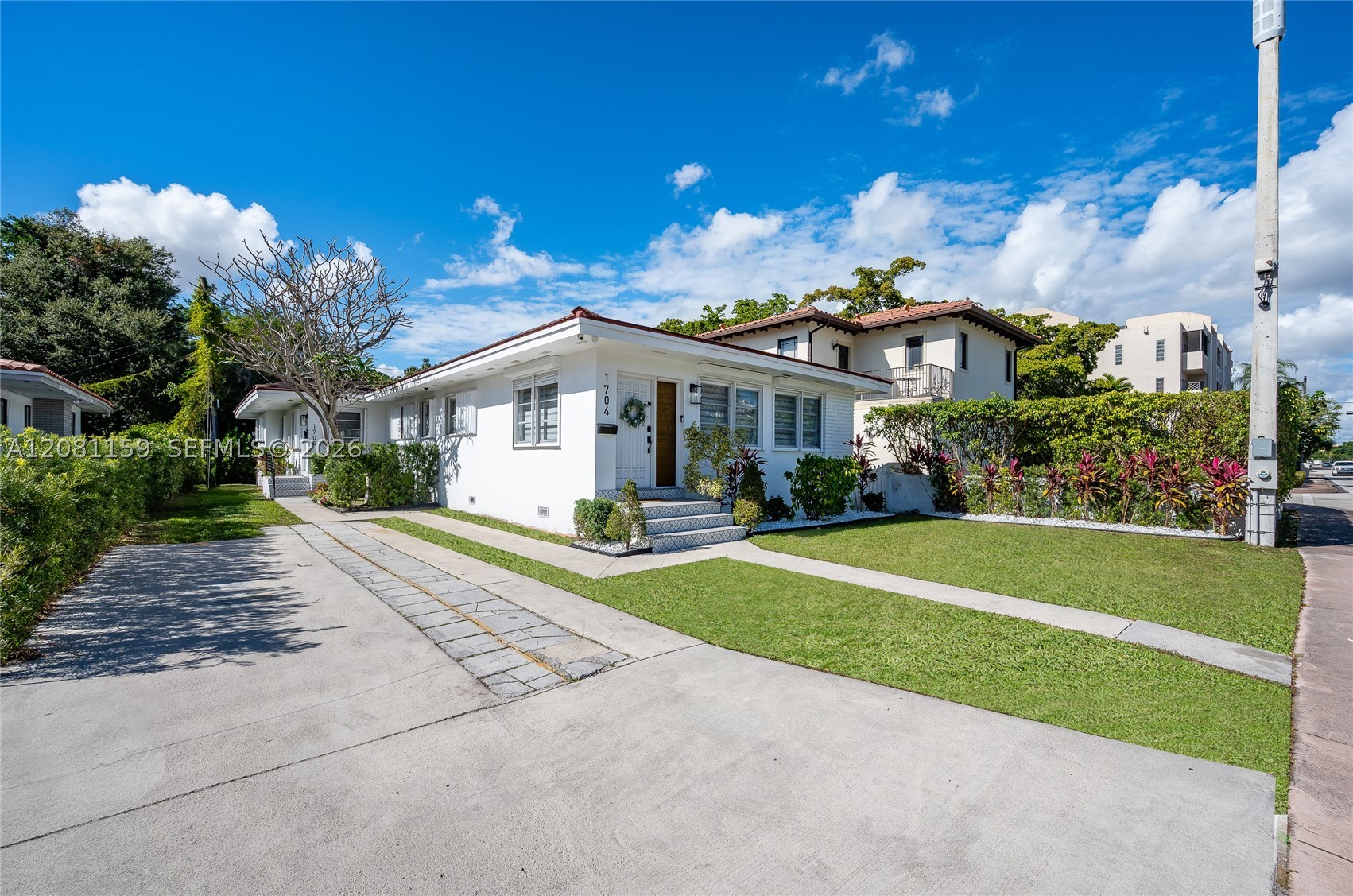 1704 S Le Jeune Rd Coral Gables, FL 33134