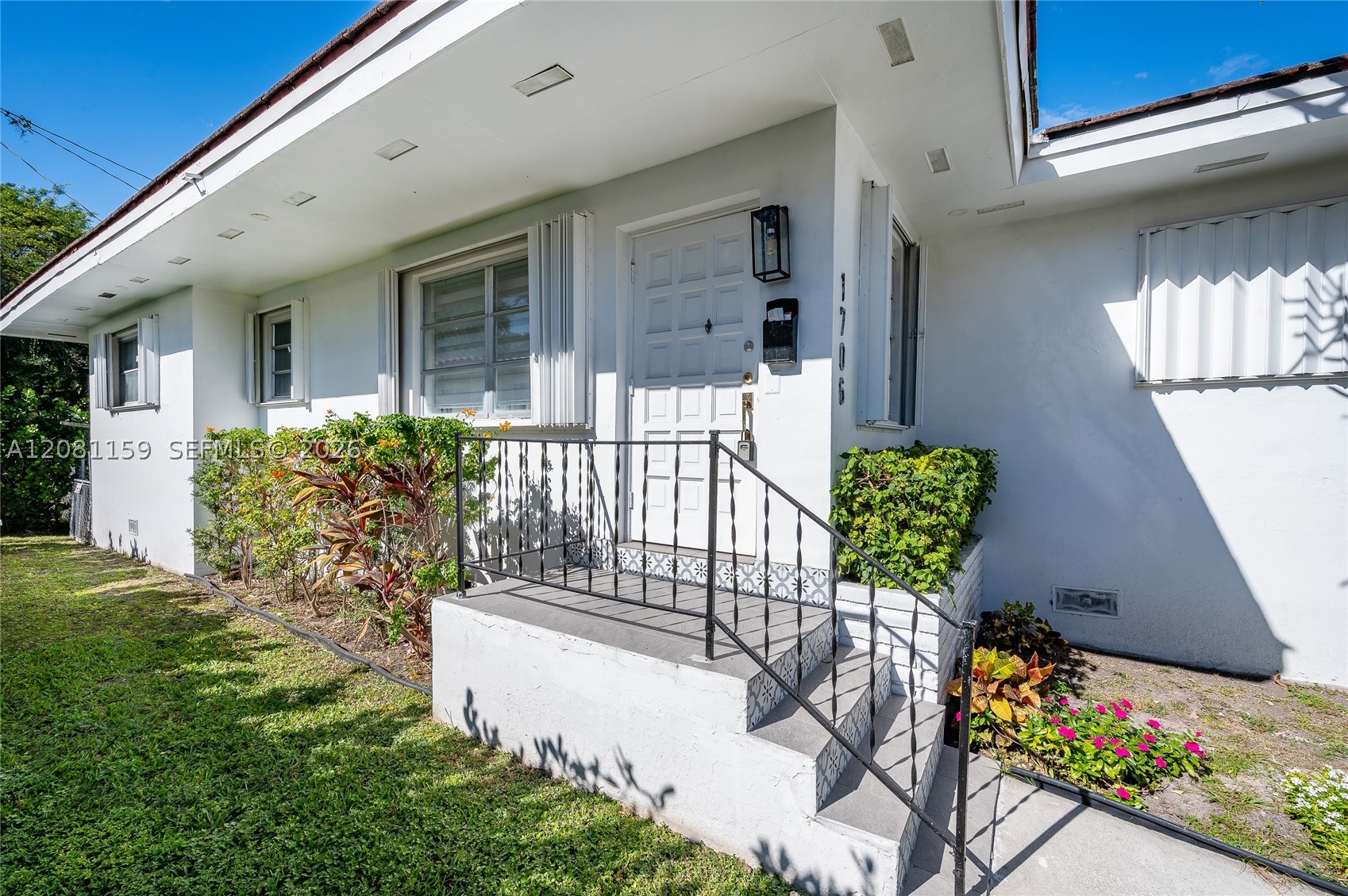 1704 S Le Jeune Rd Coral Gables, FL 33134