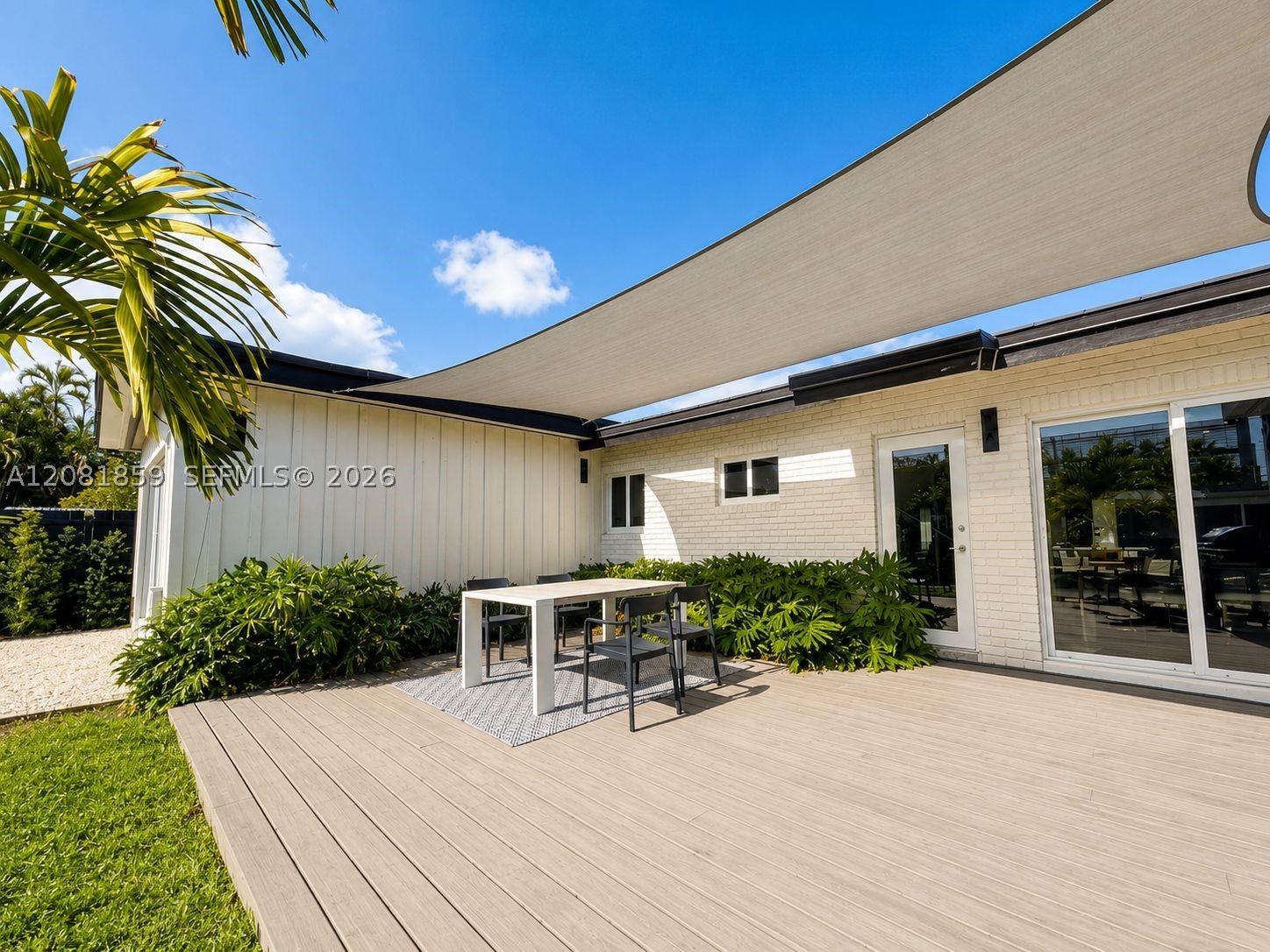 1720 SW 23rd Ave Fort Lauderdale, FL 33312
