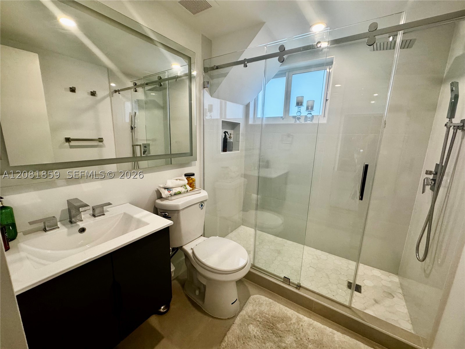1720 SW 23rd Ave Fort Lauderdale, FL 33312