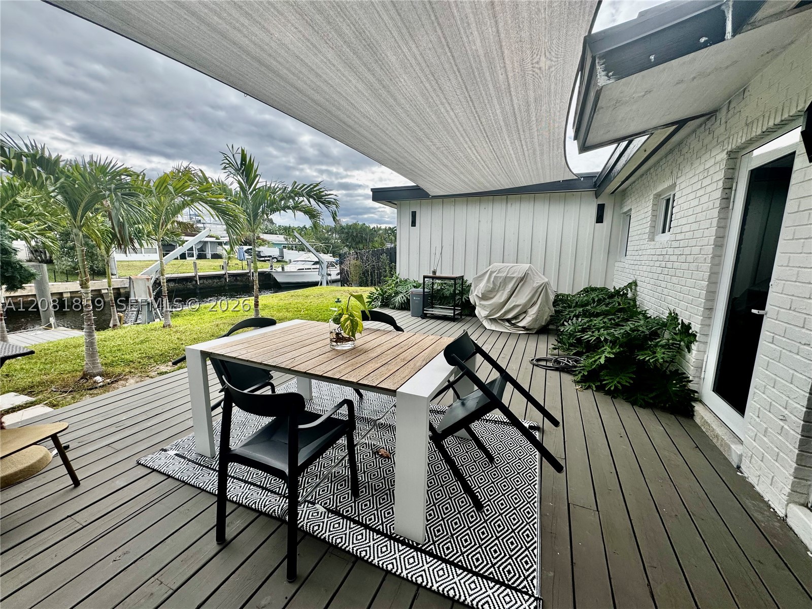 1720 SW 23rd Ave Fort Lauderdale, FL 33312