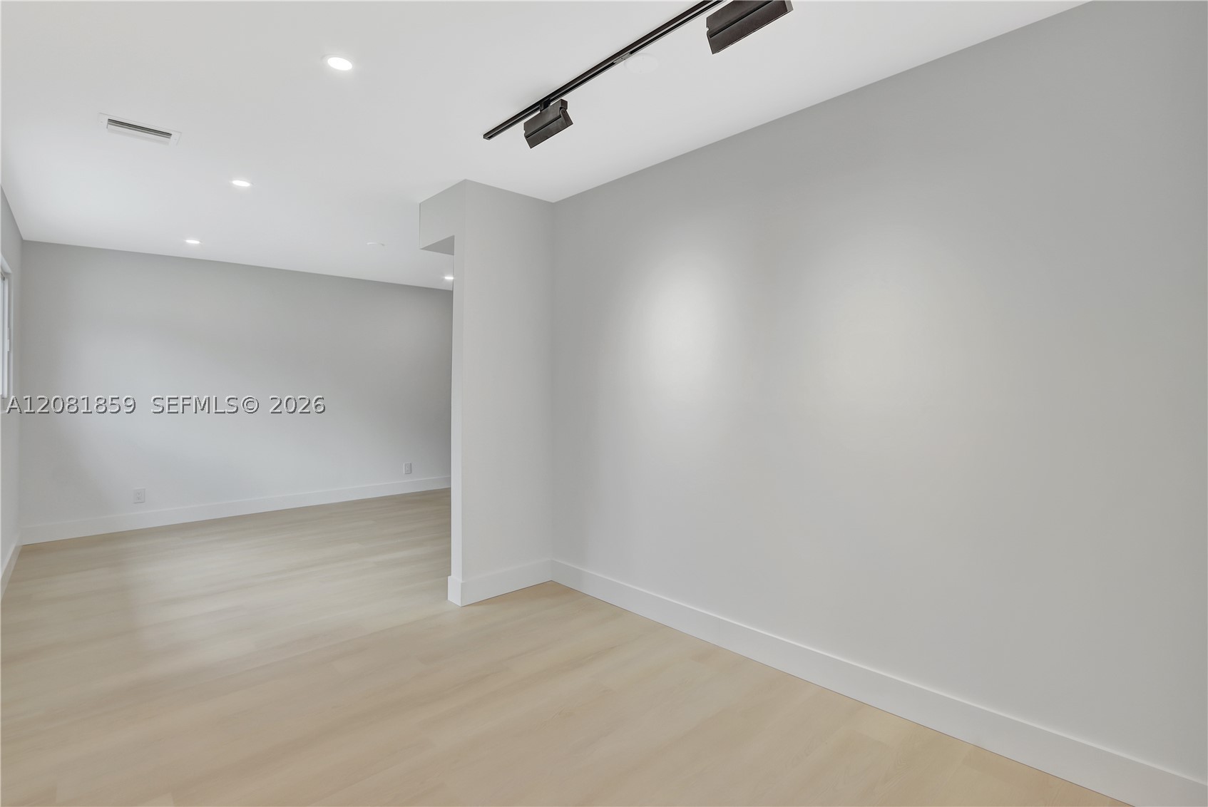 1720 SW 23rd Ave Fort Lauderdale, FL 33312