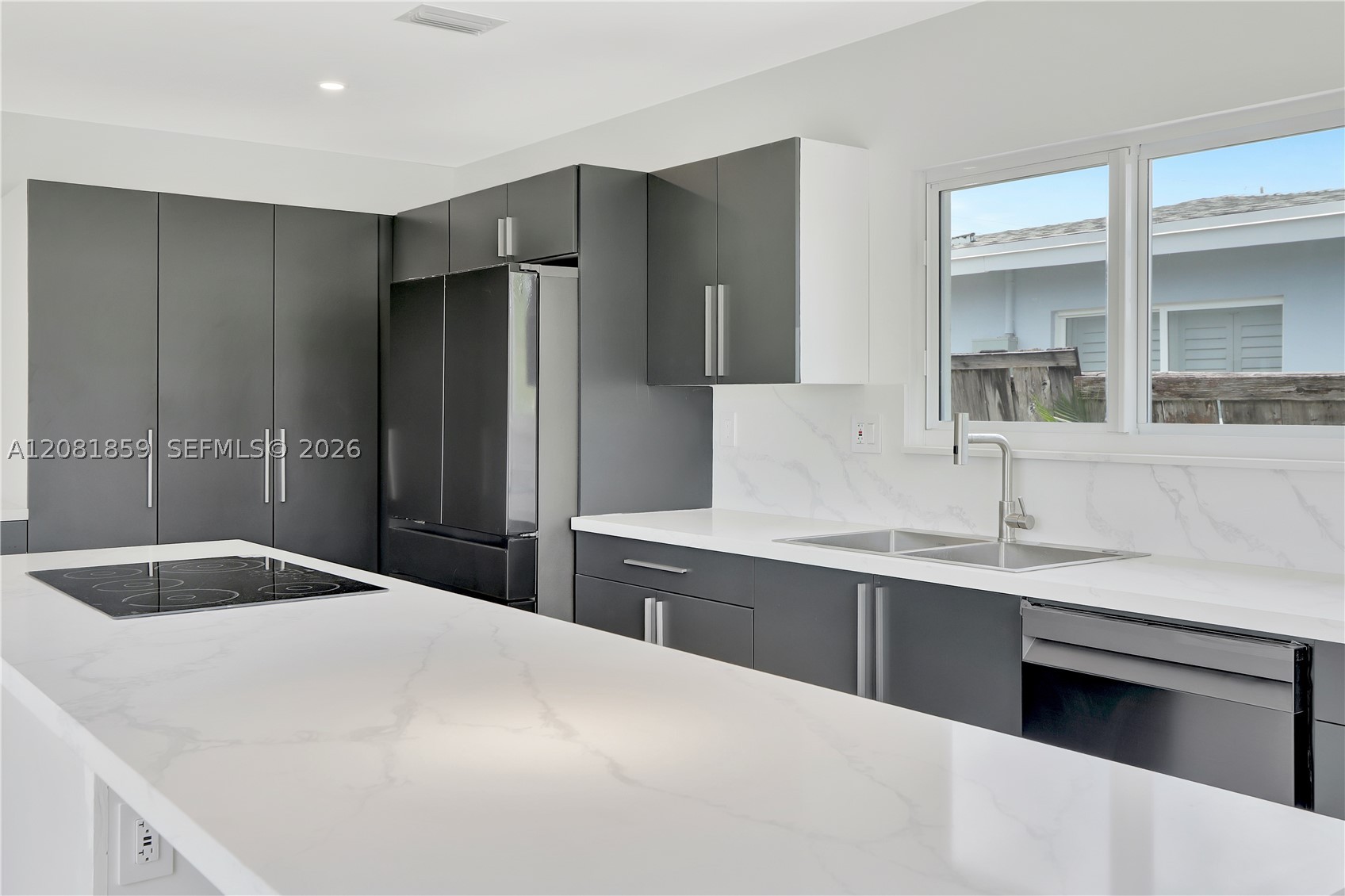 1720 SW 23rd Ave Fort Lauderdale, FL 33312
