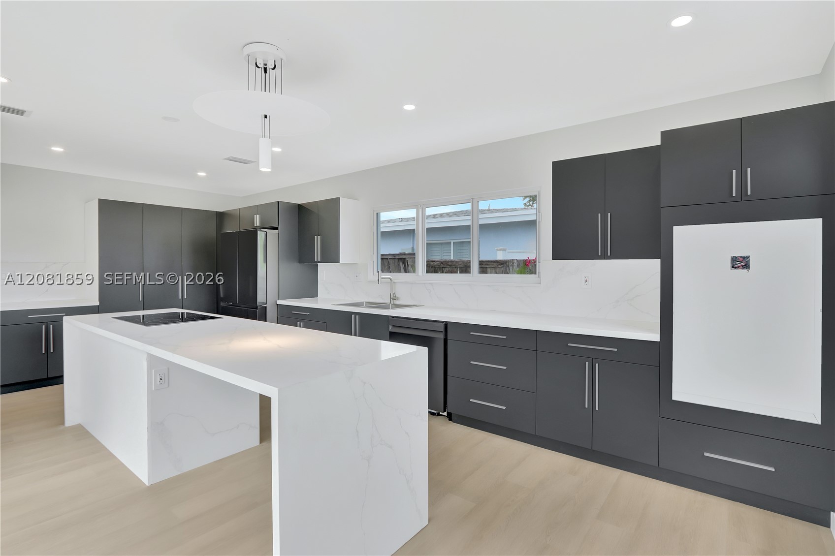 1720 SW 23rd Ave Fort Lauderdale, FL 33312