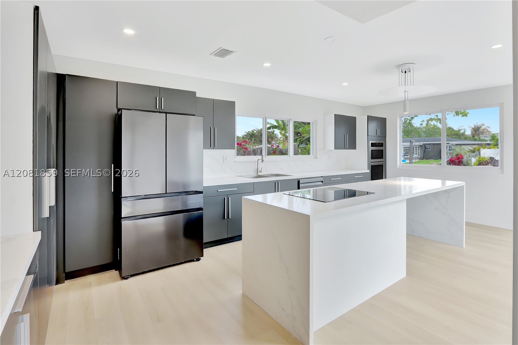 1720 SW 23rd Ave Fort Lauderdale, FL 33312