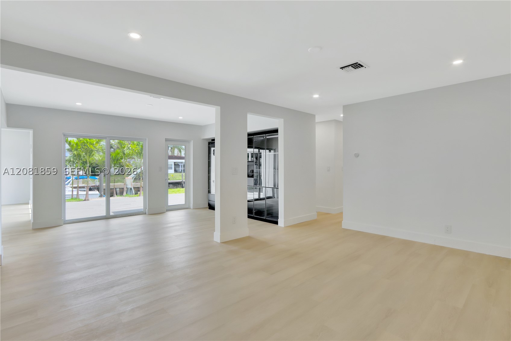 1720 SW 23rd Ave Fort Lauderdale, FL 33312