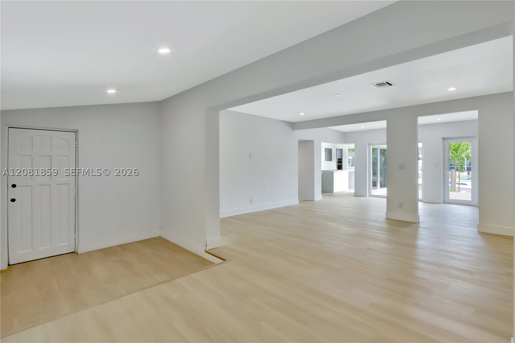 1720 SW 23rd Ave Fort Lauderdale, FL 33312