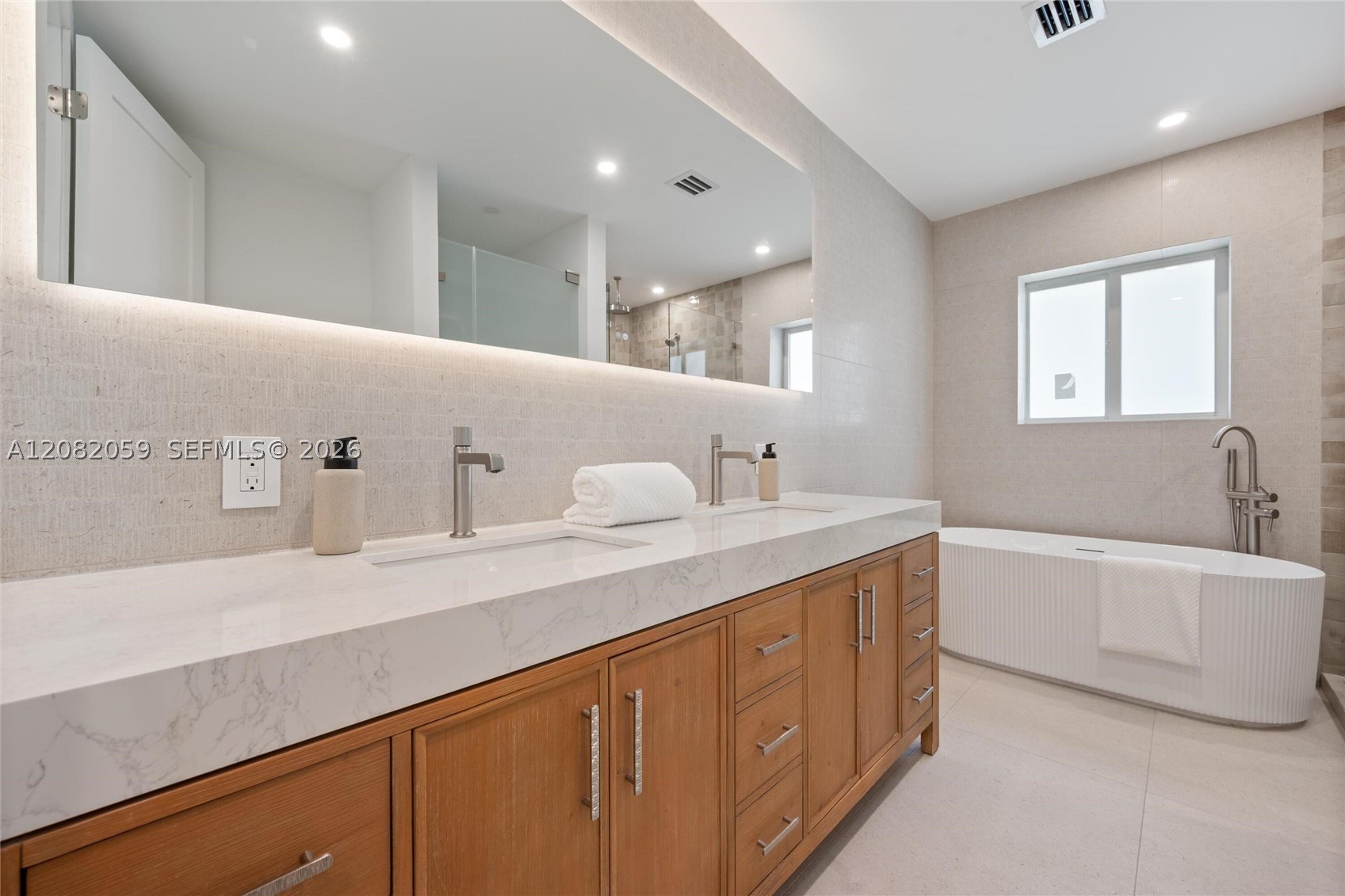10619 NE 10th Pl Miami Shores, FL 33138